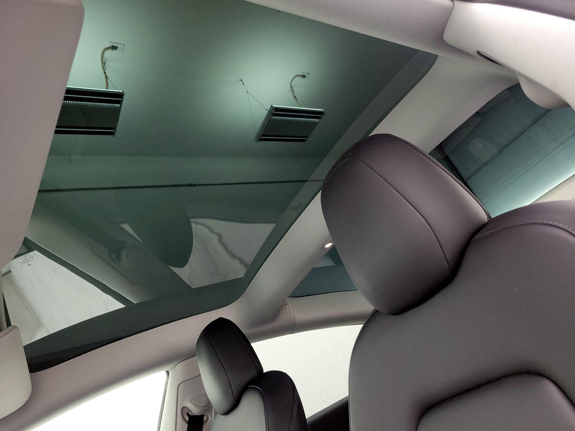 Thumbnail: 2022 Tesla Model 3 - 18