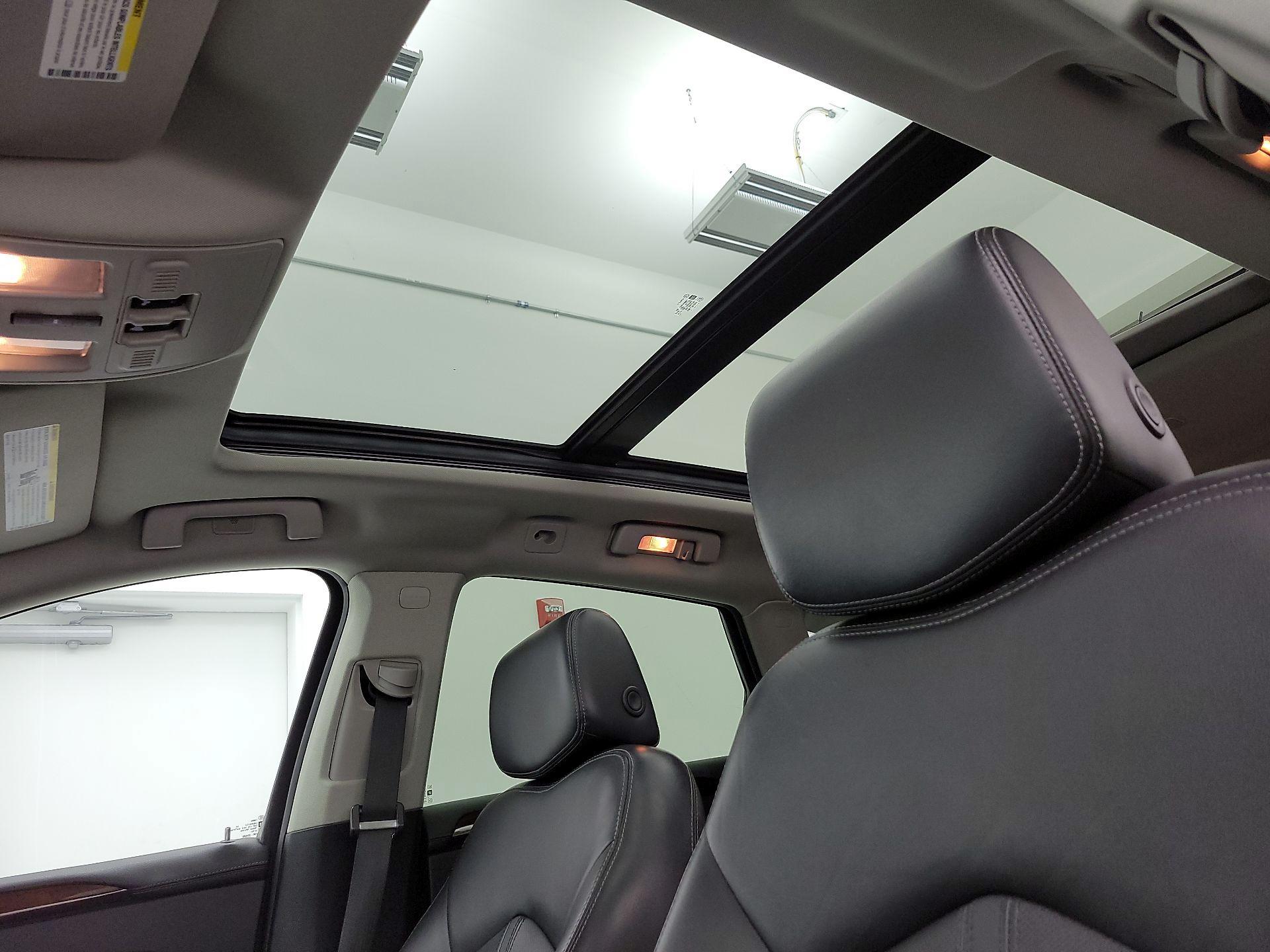 Thumbnail: 2014 Cadillac SRX - 20