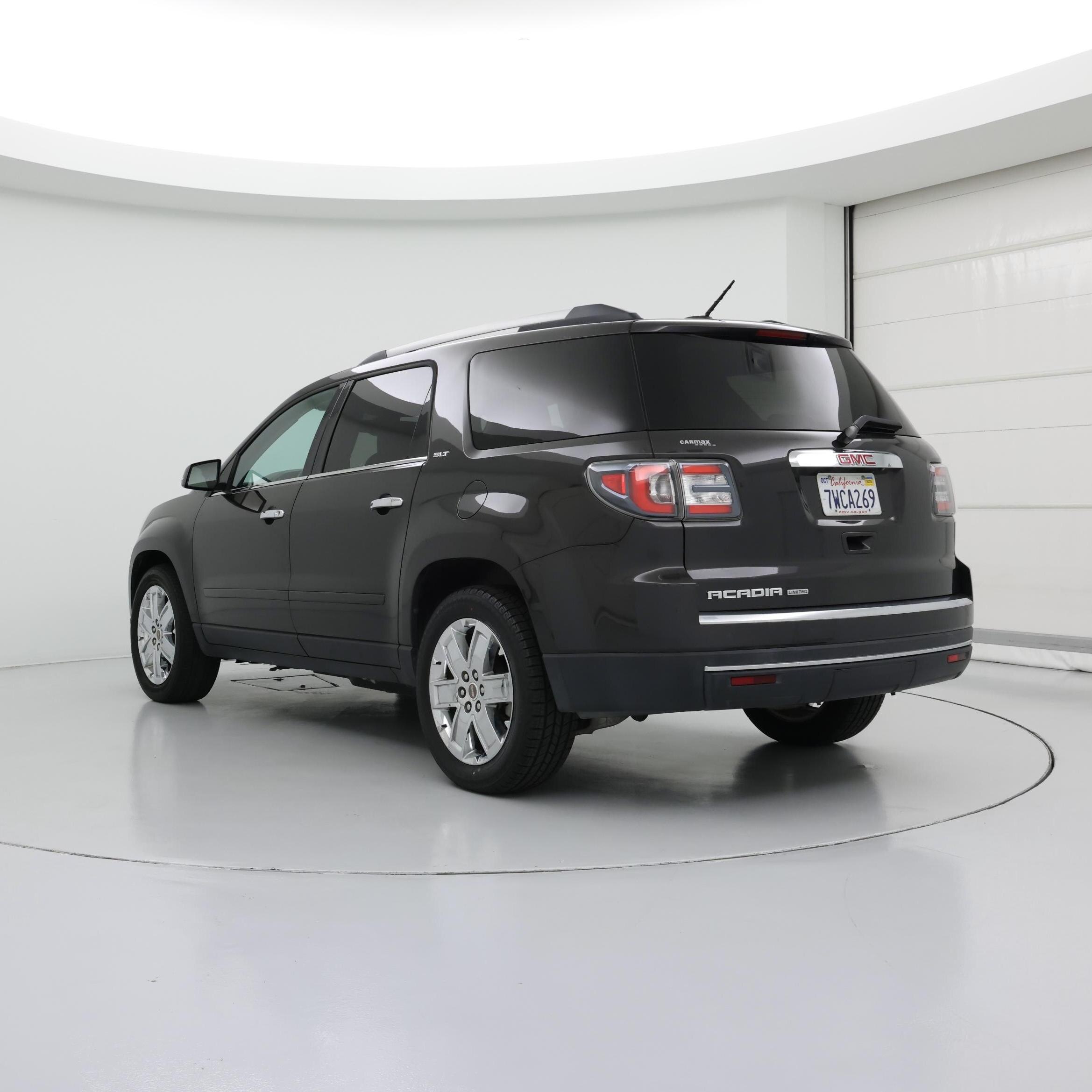 Thumbnail: 2017 GMC Acadia - 2