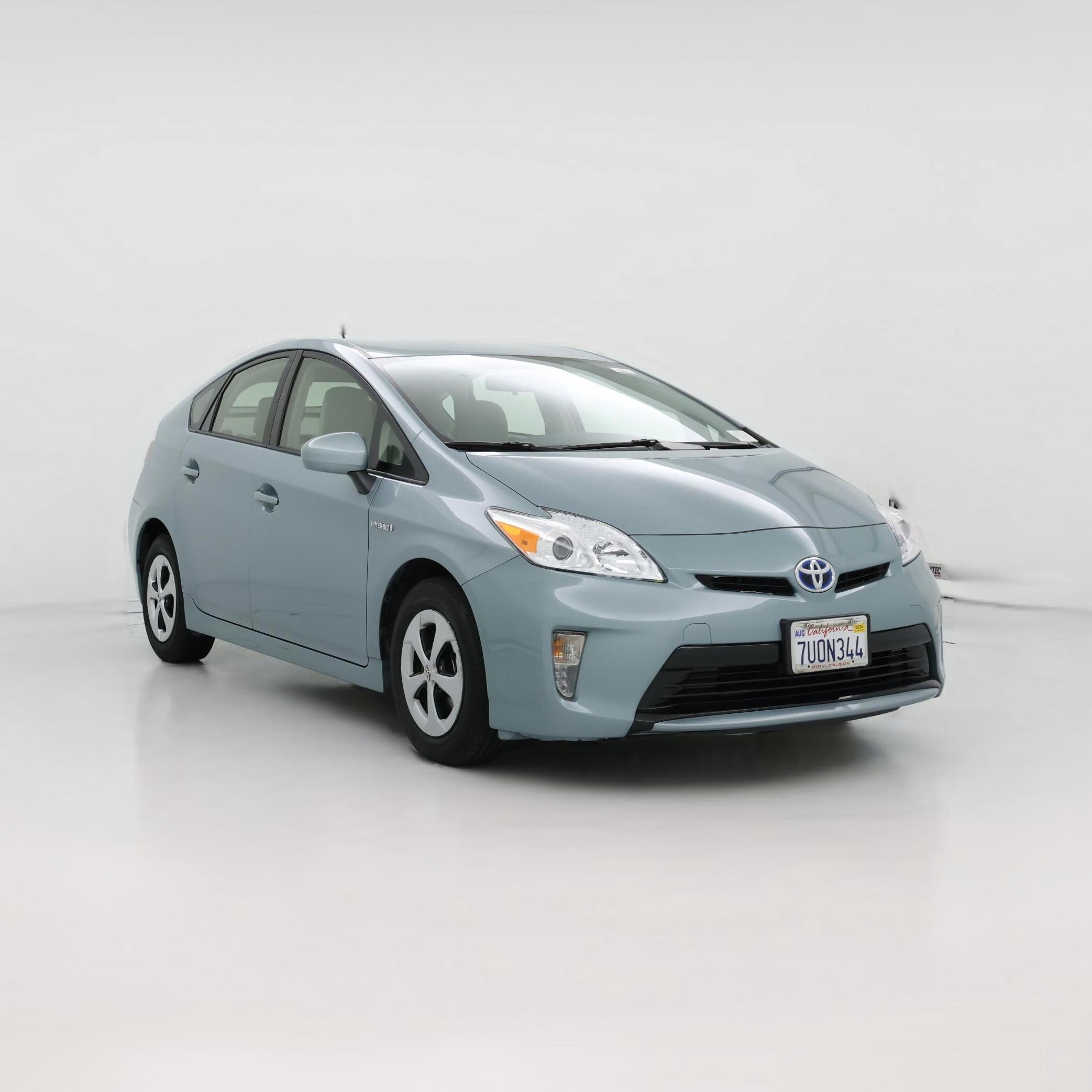 Thumbnail: 2015 Toyota Prius - 1