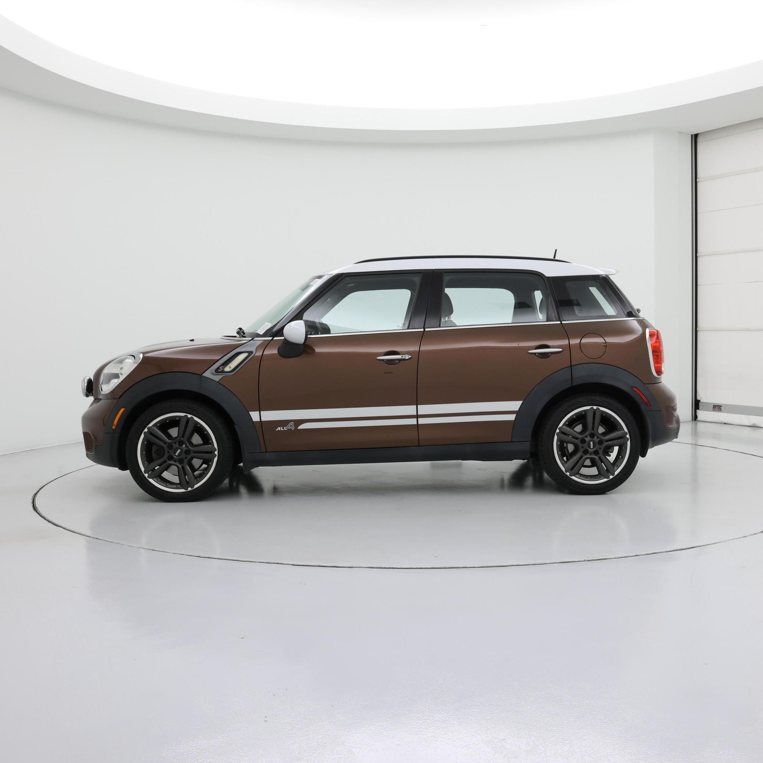 Thumbnail: 2014 MINI Cooper Countryman - 3