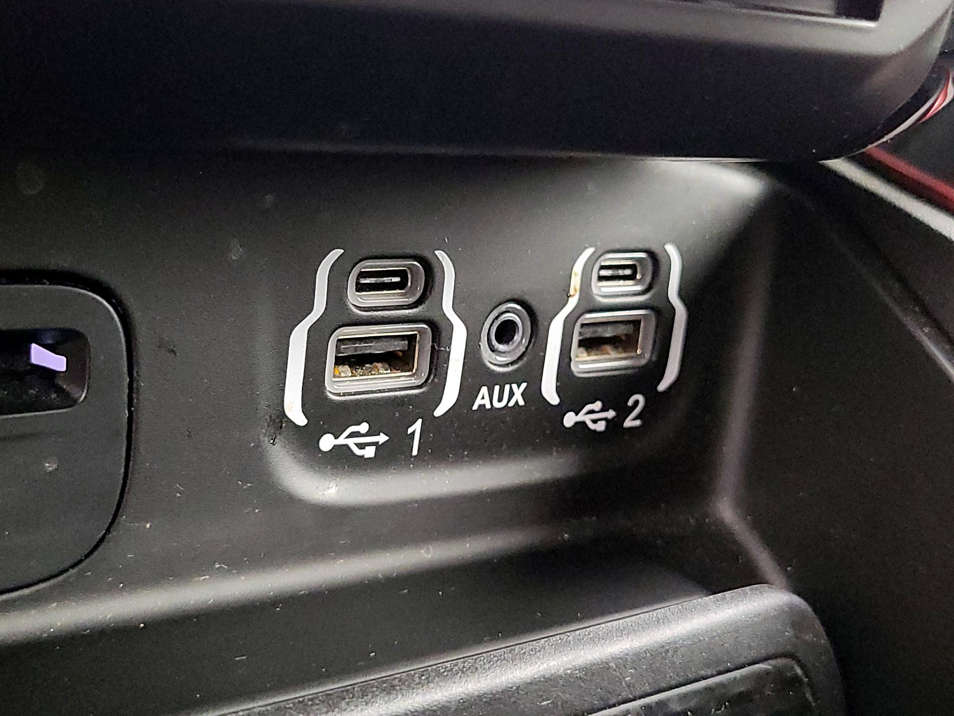 Thumbnail: 2019 RAM 1500 - 19