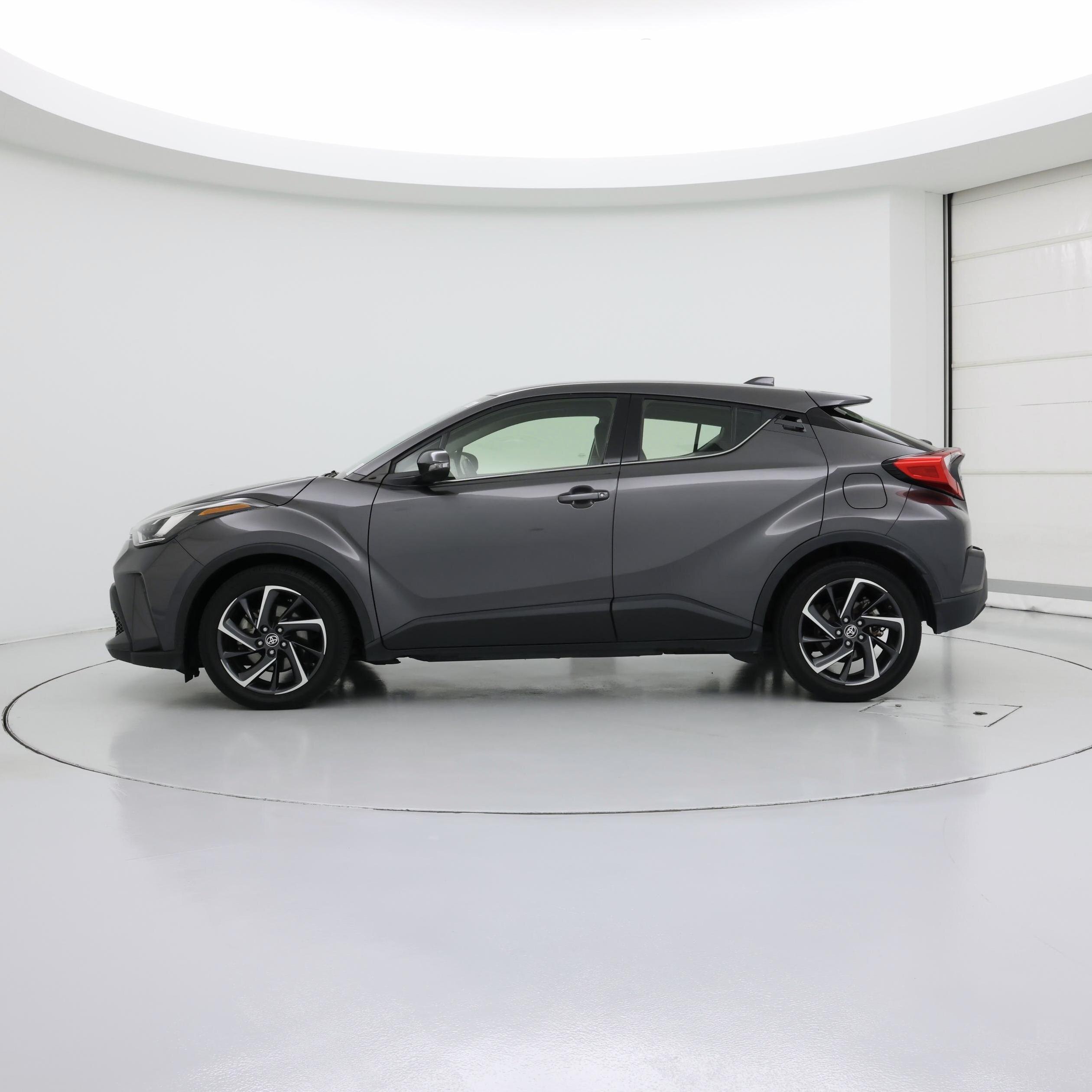 Thumbnail: 2021 Toyota C-HR - 3