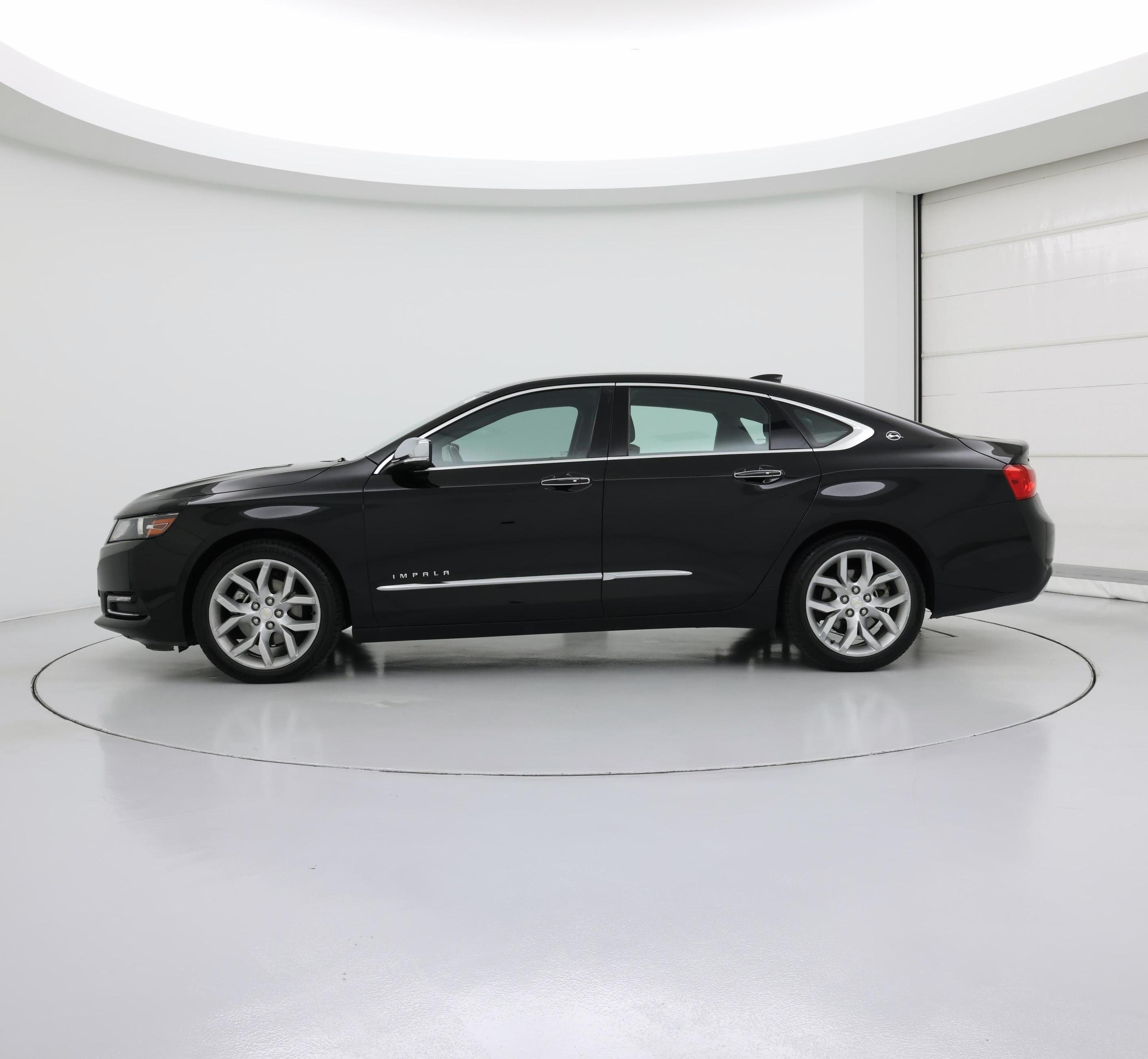 Thumbnail: 2018 Chevrolet Impala - 3