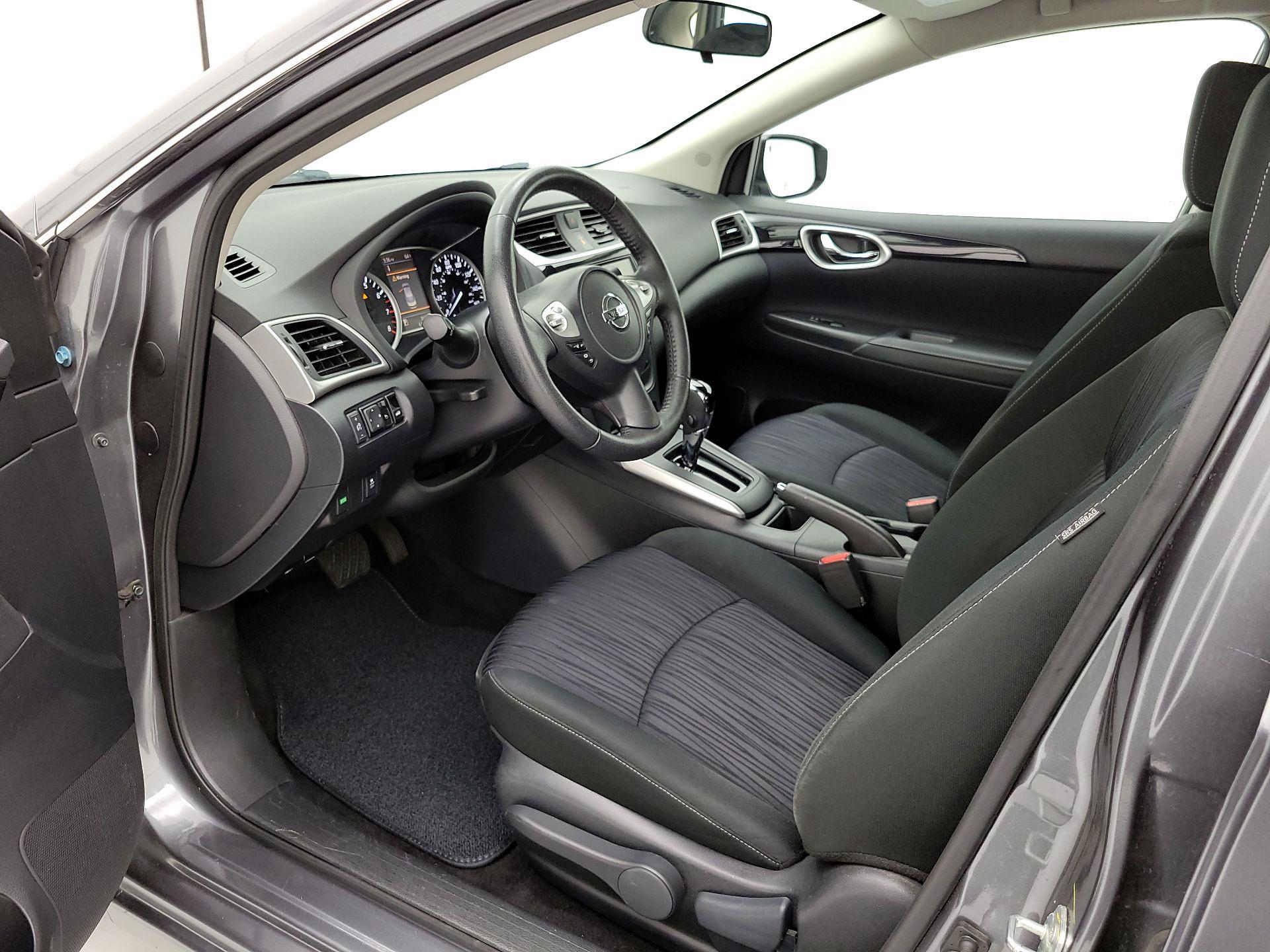 Thumbnail: 2019 Nissan Sentra - 11