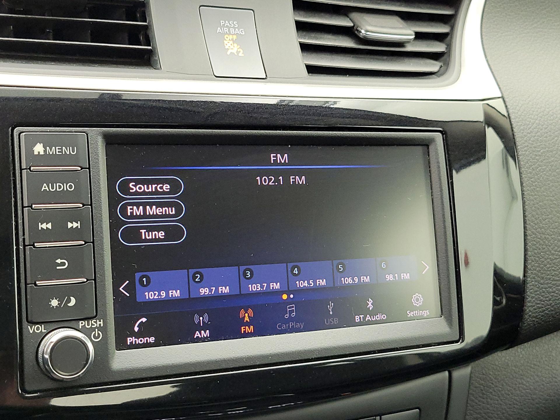 Thumbnail: 2019 Nissan Sentra - 15