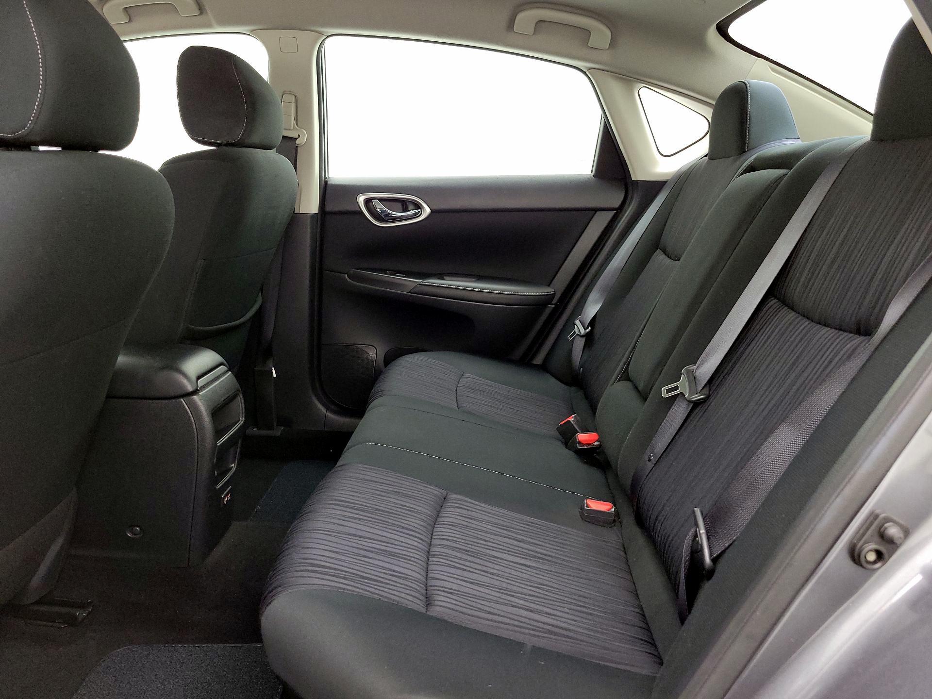 Thumbnail: 2019 Nissan Sentra - 19
