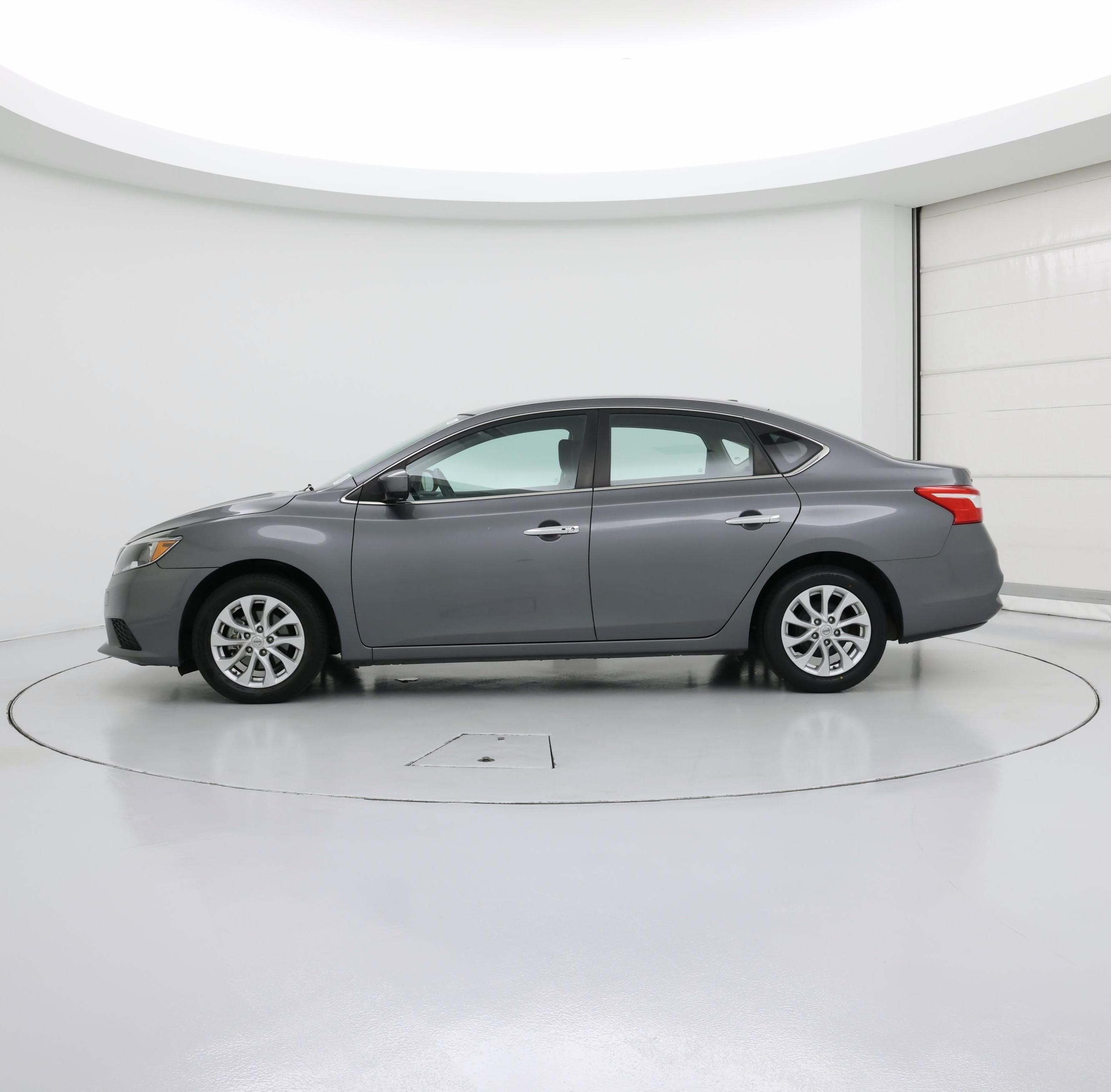Thumbnail: 2019 Nissan Sentra - 3