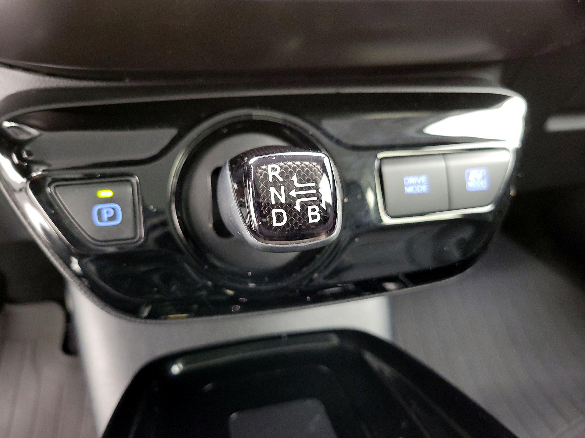 Thumbnail: 2021 Toyota Prius - 17