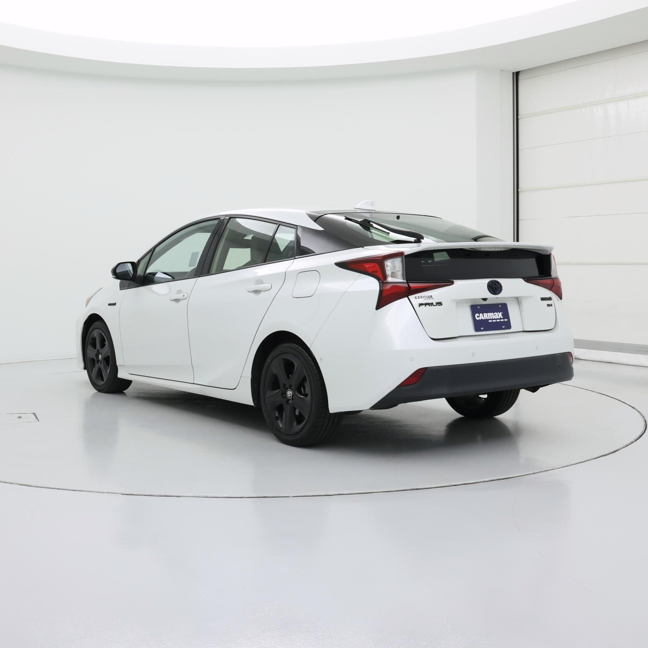 Thumbnail: 2021 Toyota Prius - 2