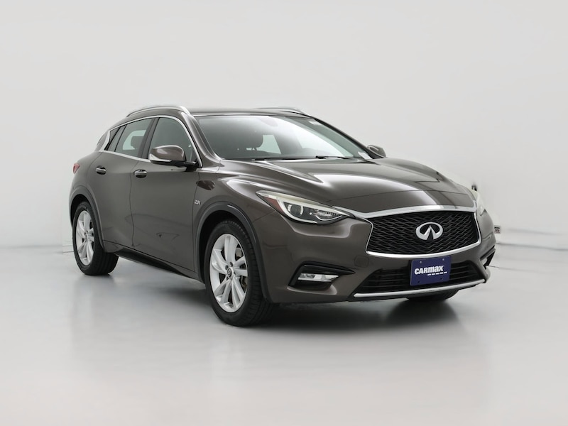 2017 INFINITI QX30 Premium -
                  Fairfield, CA