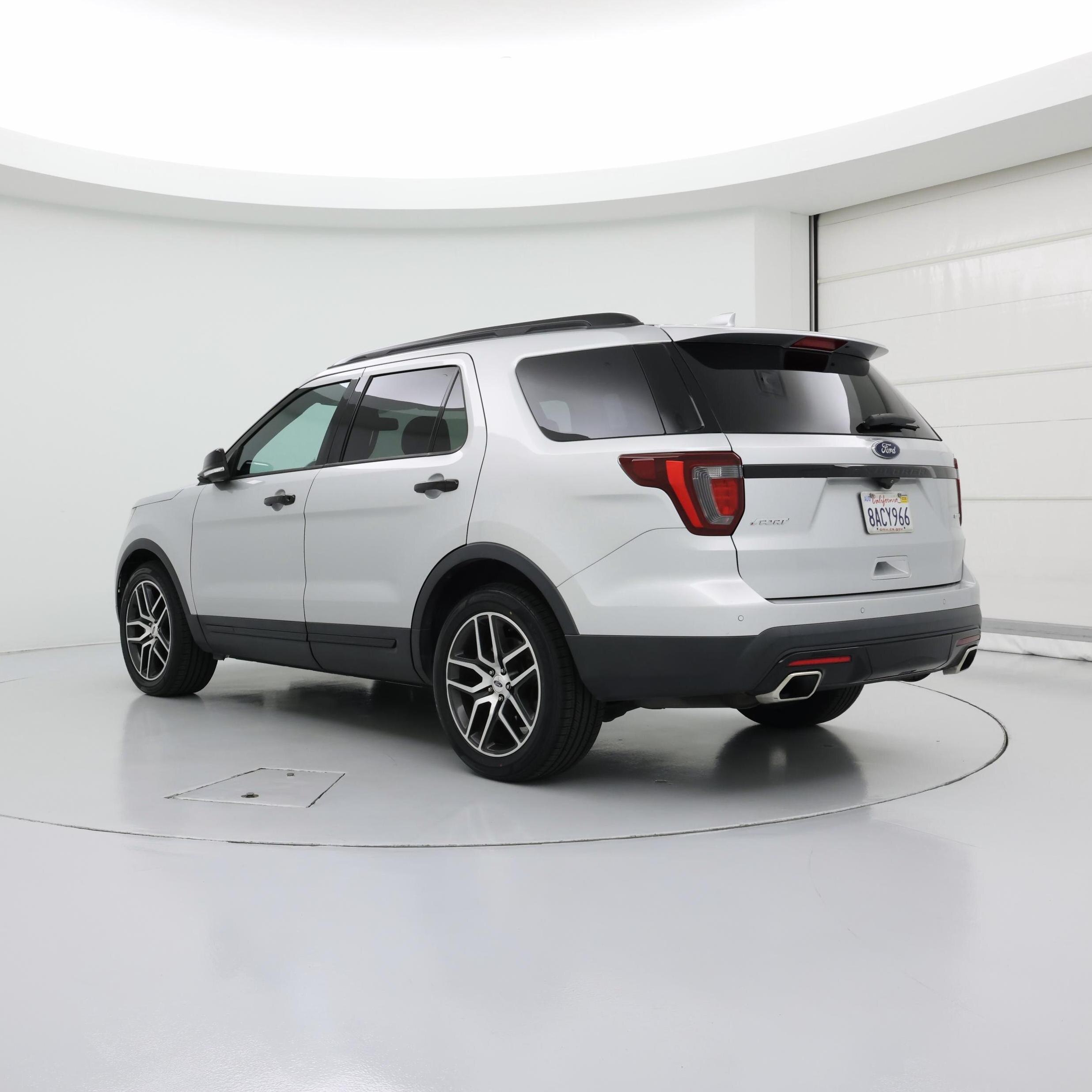 Thumbnail: 2017 Ford Explorer - 2