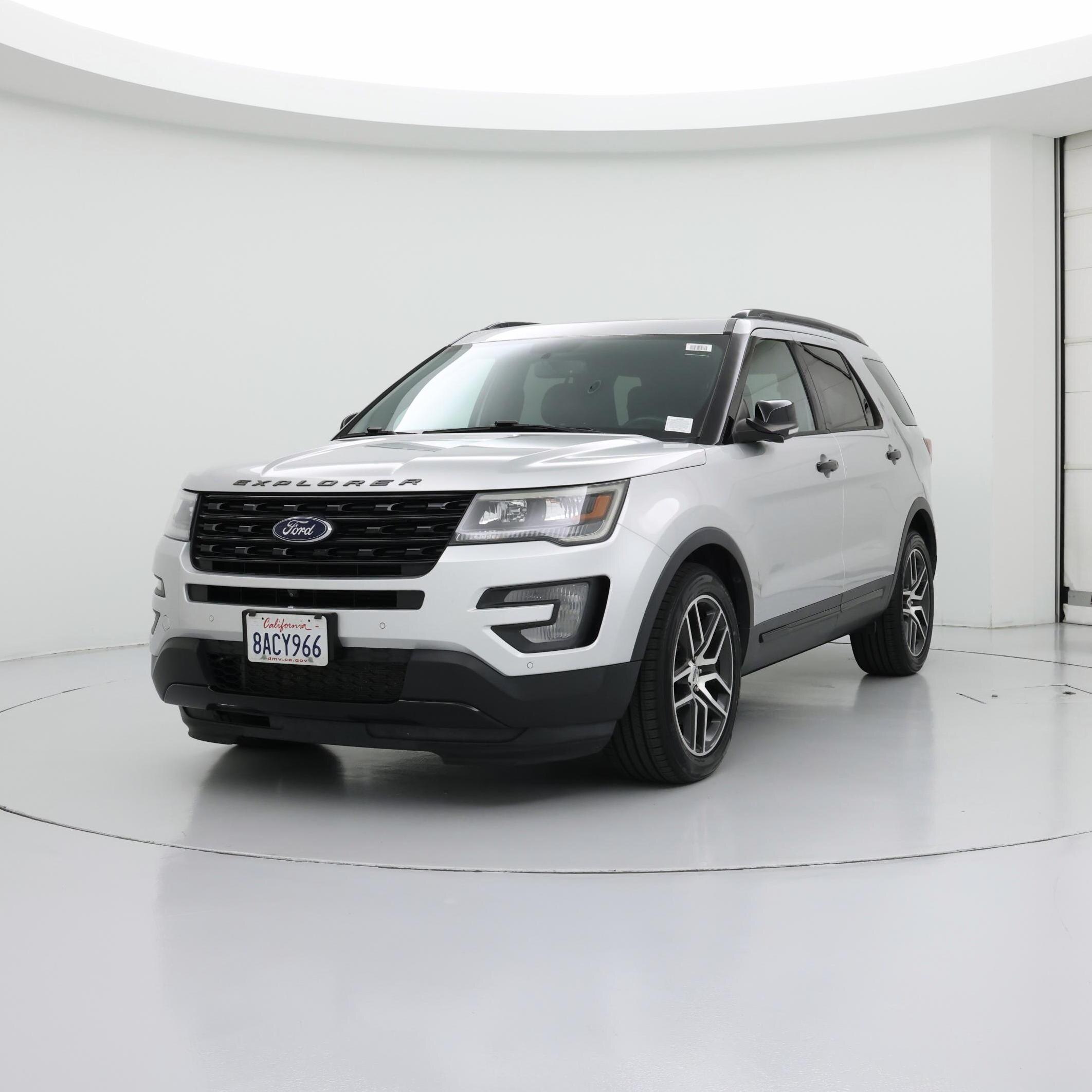 Thumbnail: 2017 Ford Explorer - 4