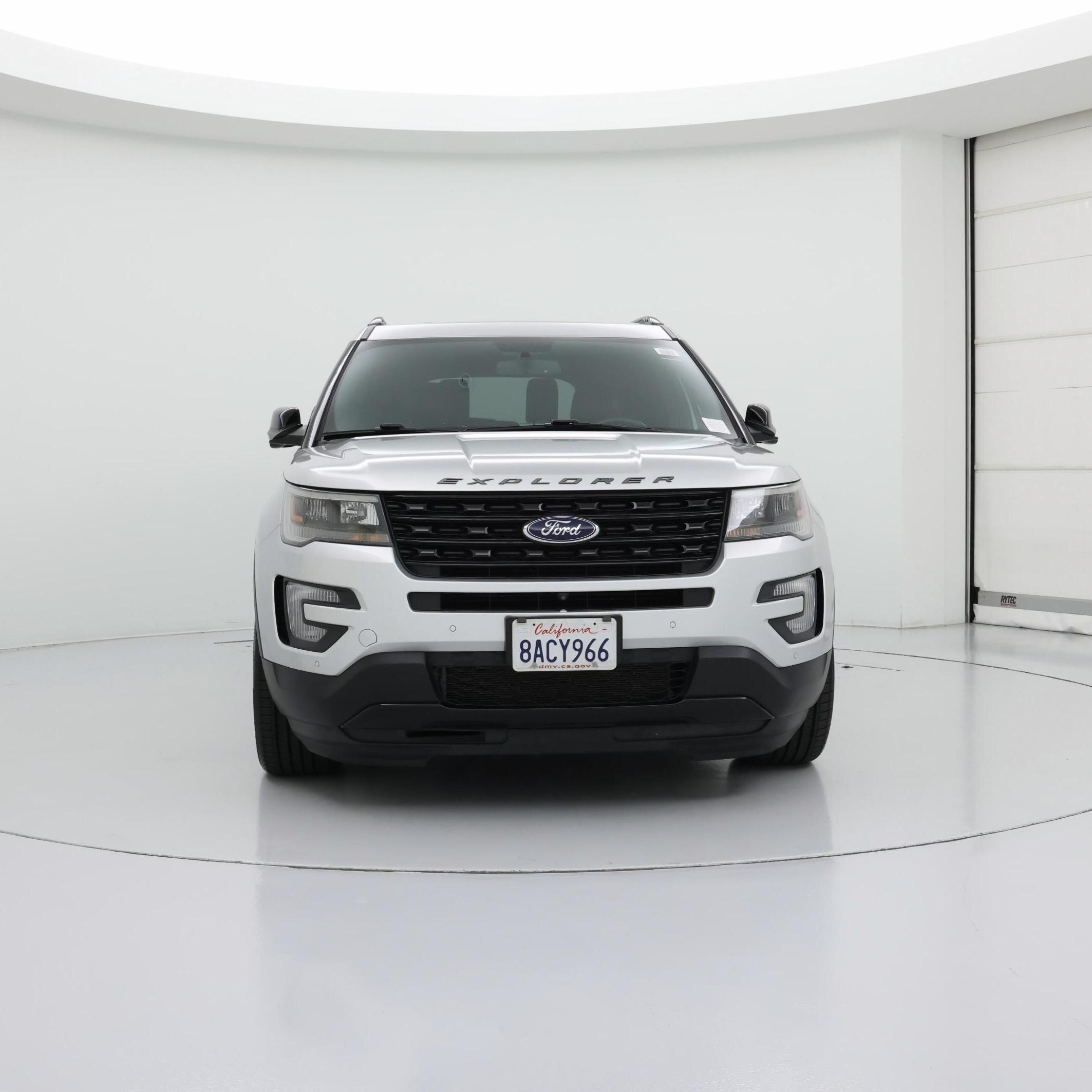 Thumbnail: 2017 Ford Explorer - 5