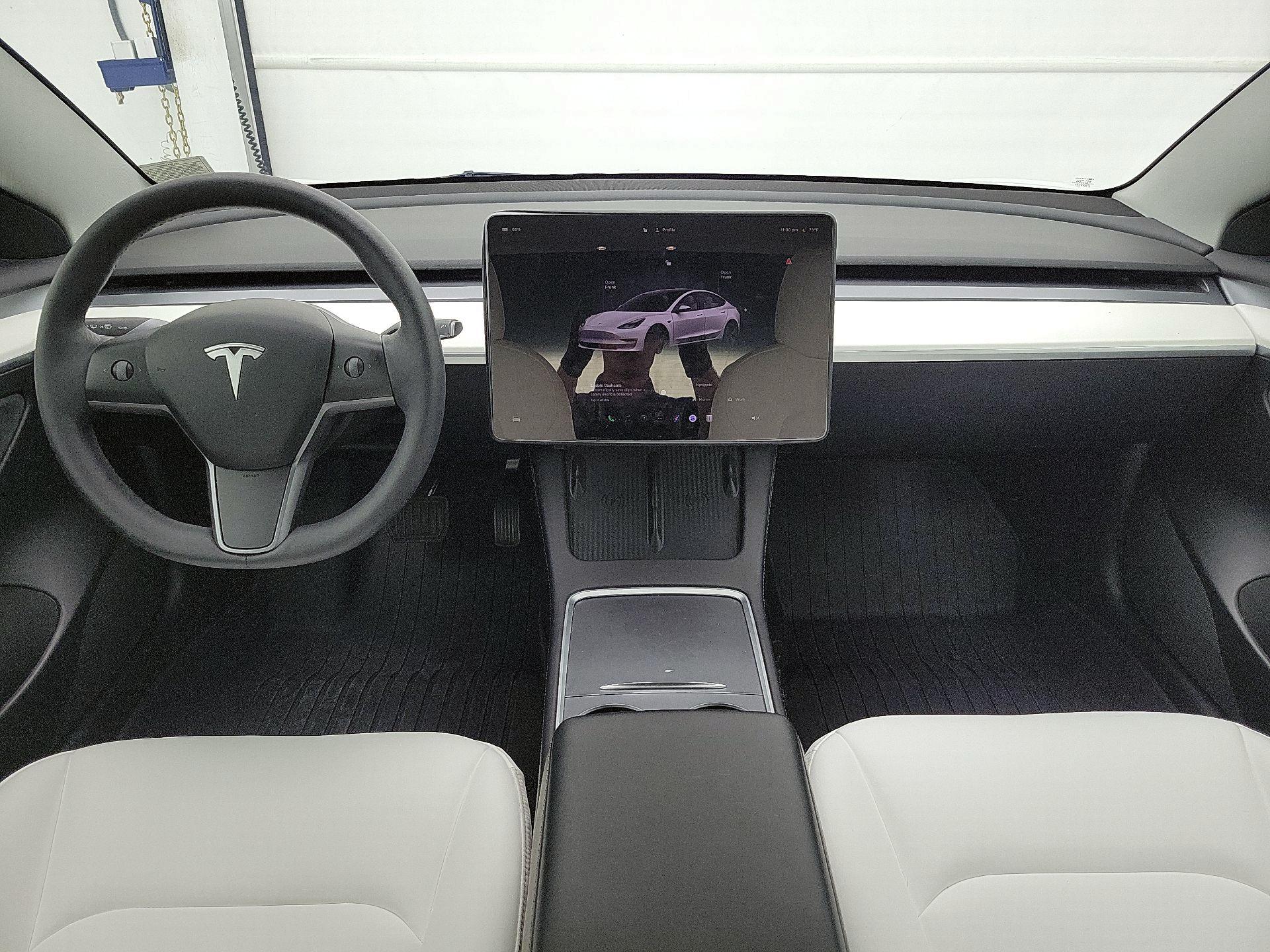Thumbnail: 2022 Tesla Model 3 - 9