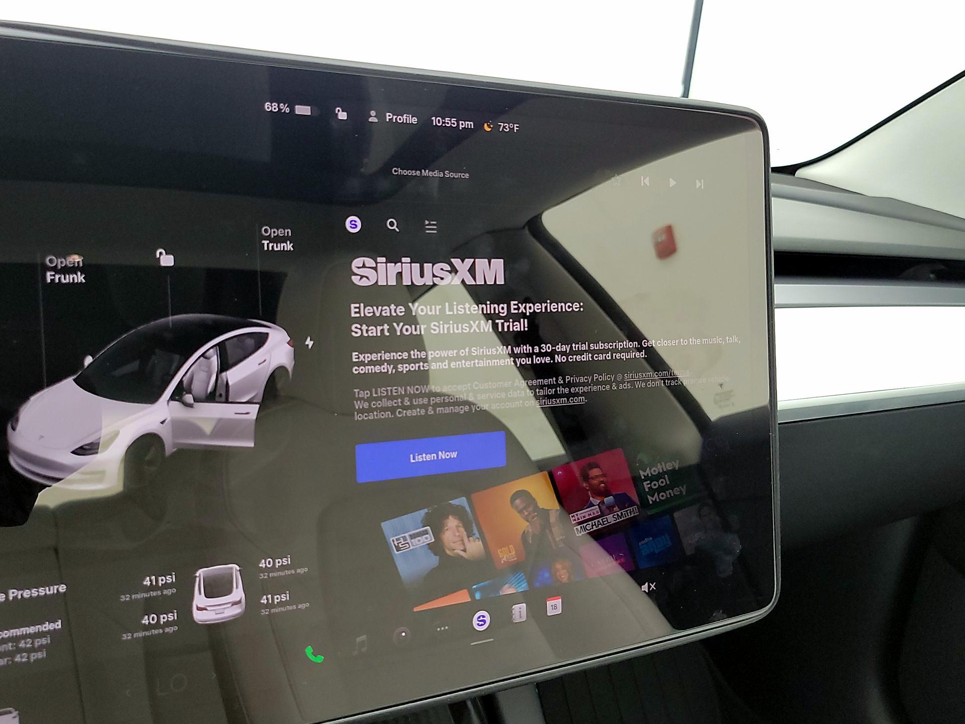 Thumbnail: 2022 Tesla Model 3 - 15