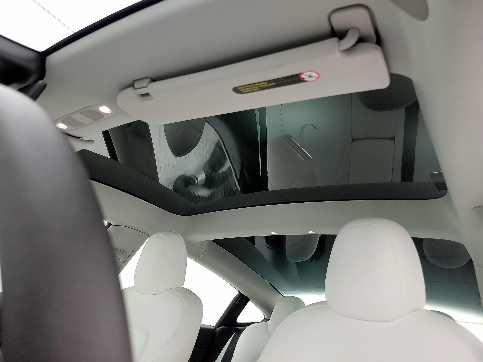 Thumbnail: 2022 Tesla Model 3 - 18