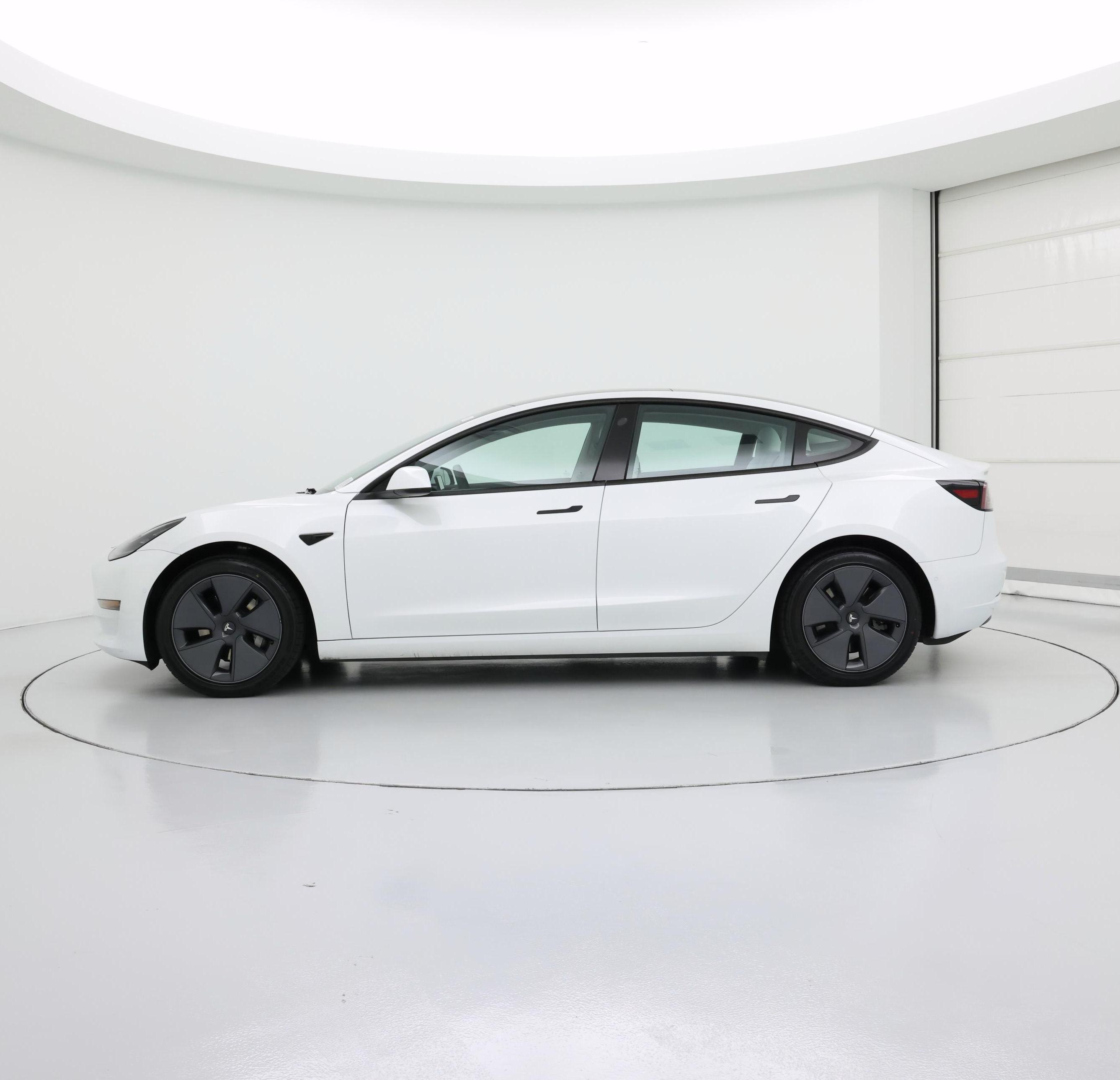 Thumbnail: 2022 Tesla Model 3 - 3