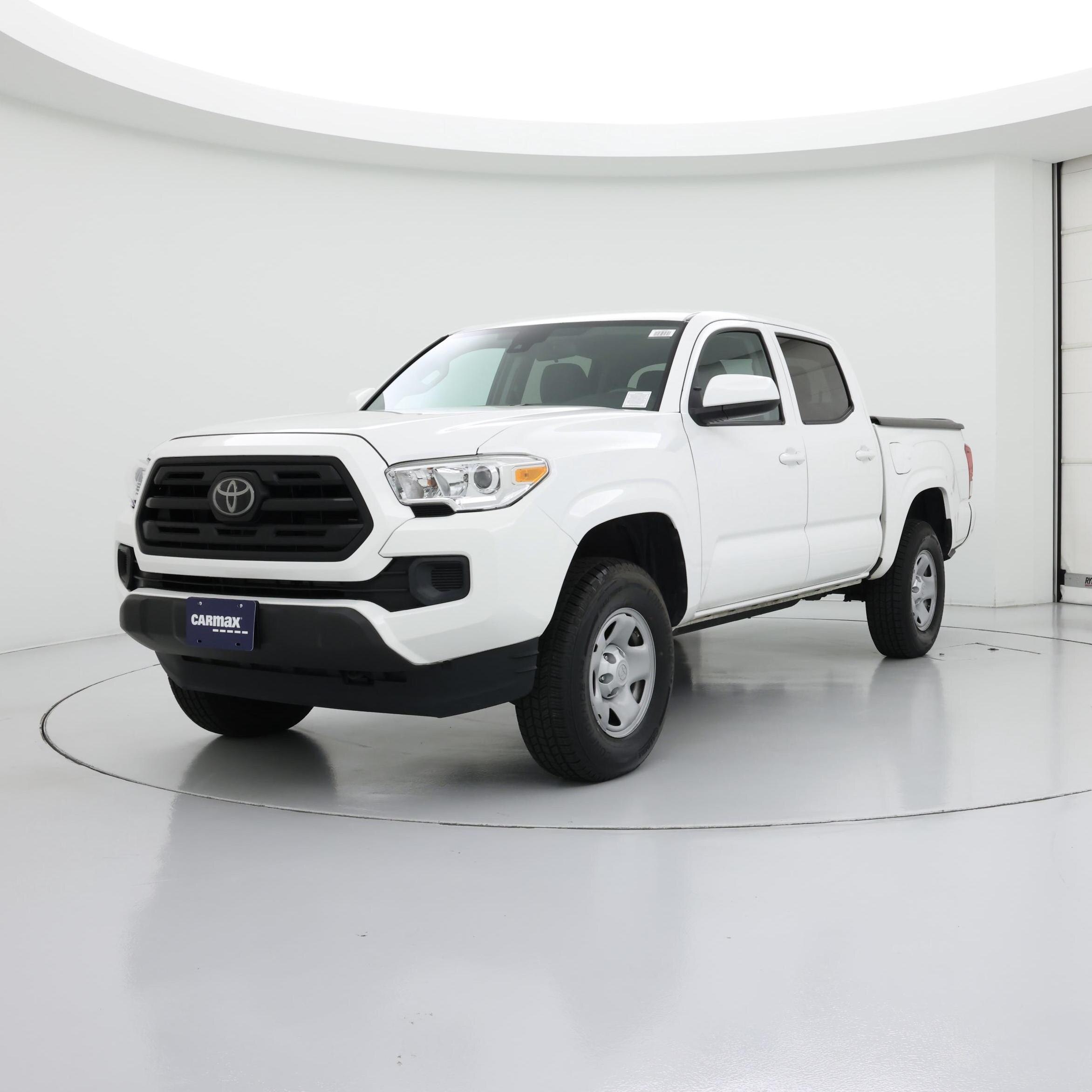Thumbnail: 2019 Toyota Tacoma - 4