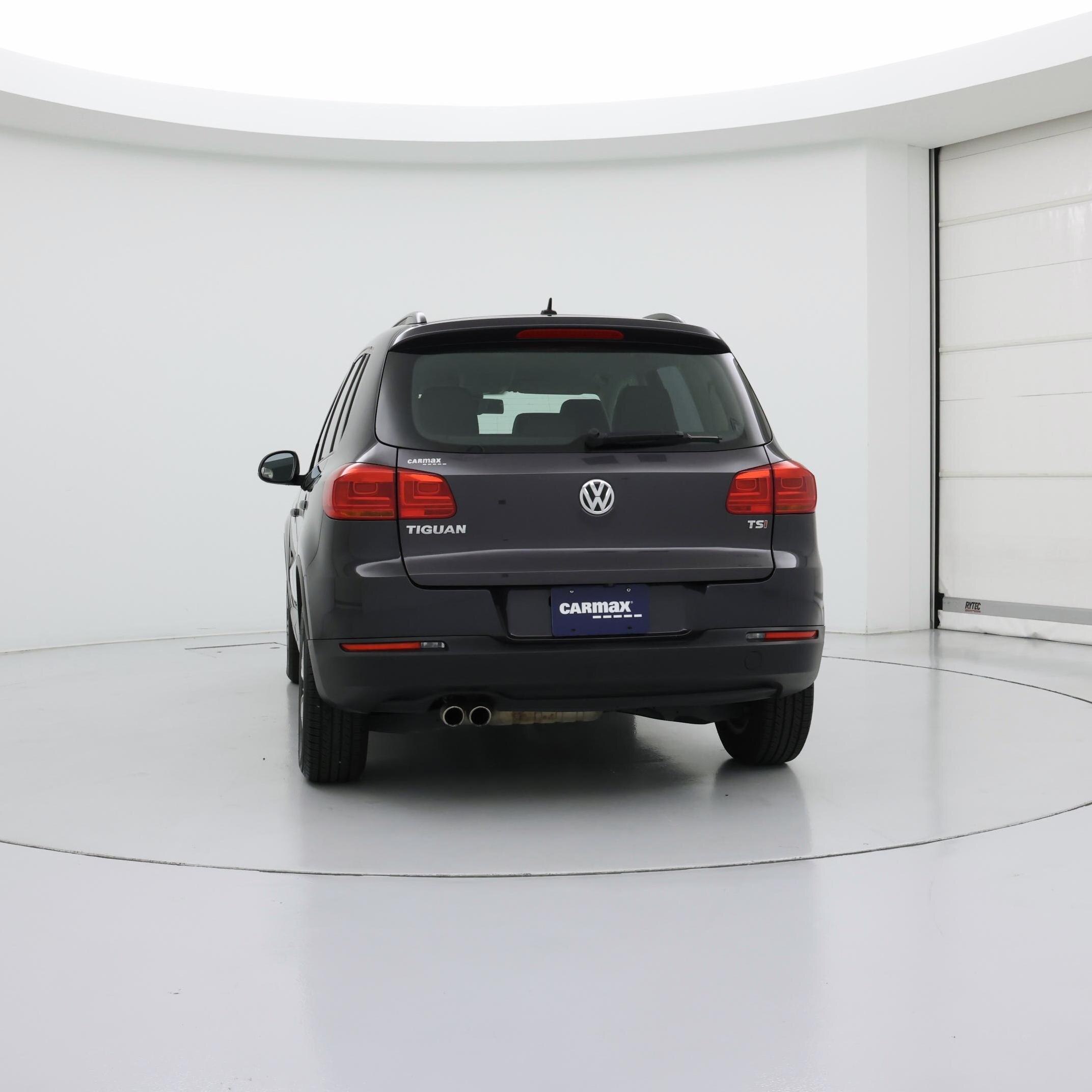 Thumbnail: 2016 Volkswagen Tiguan - 6