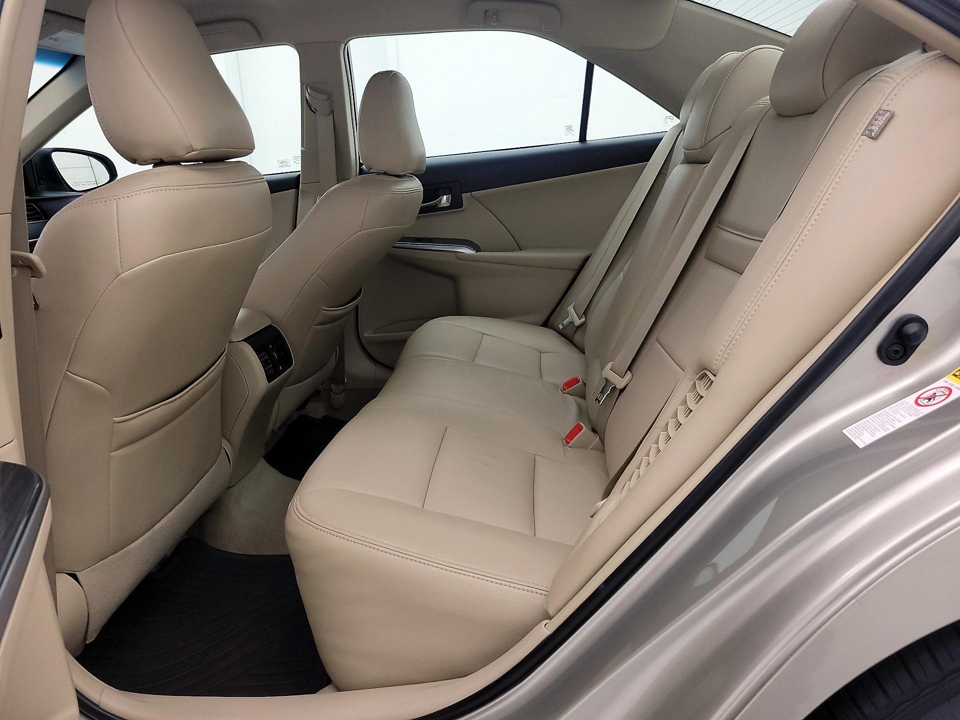 Thumbnail: 2014 Toyota Camry - 19