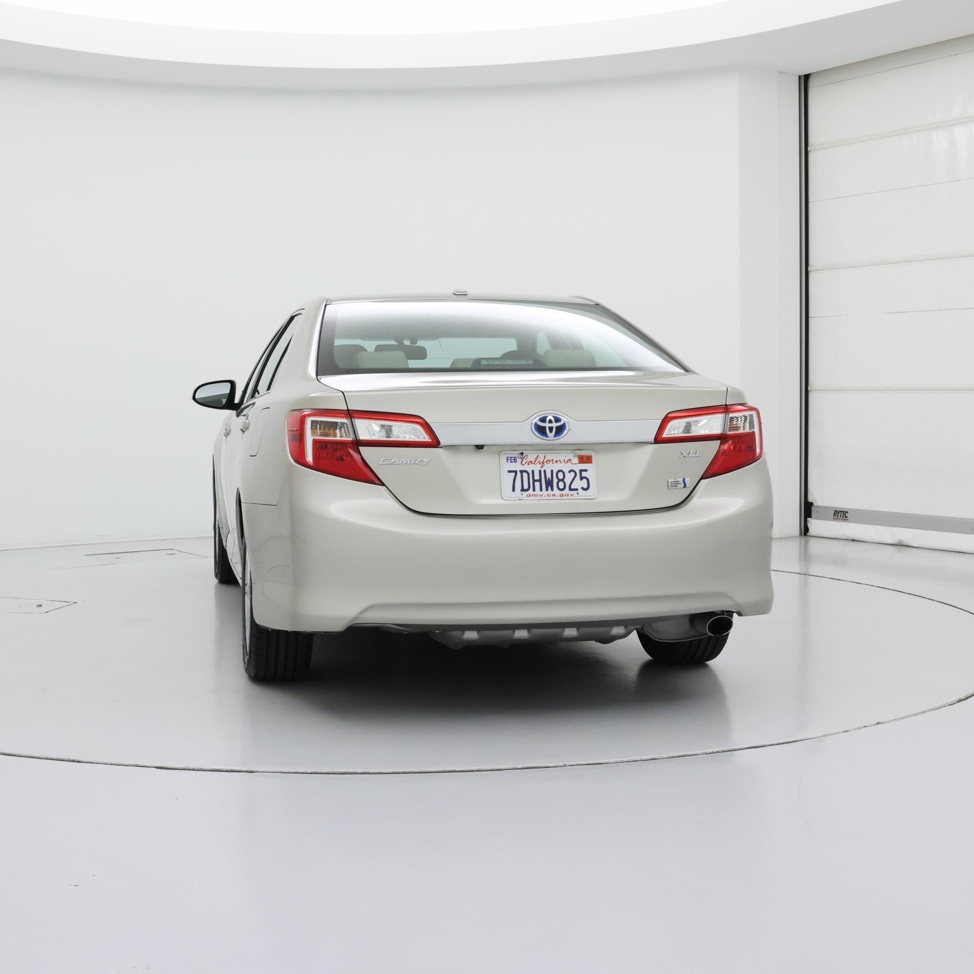 Thumbnail: 2014 Toyota Camry - 6
