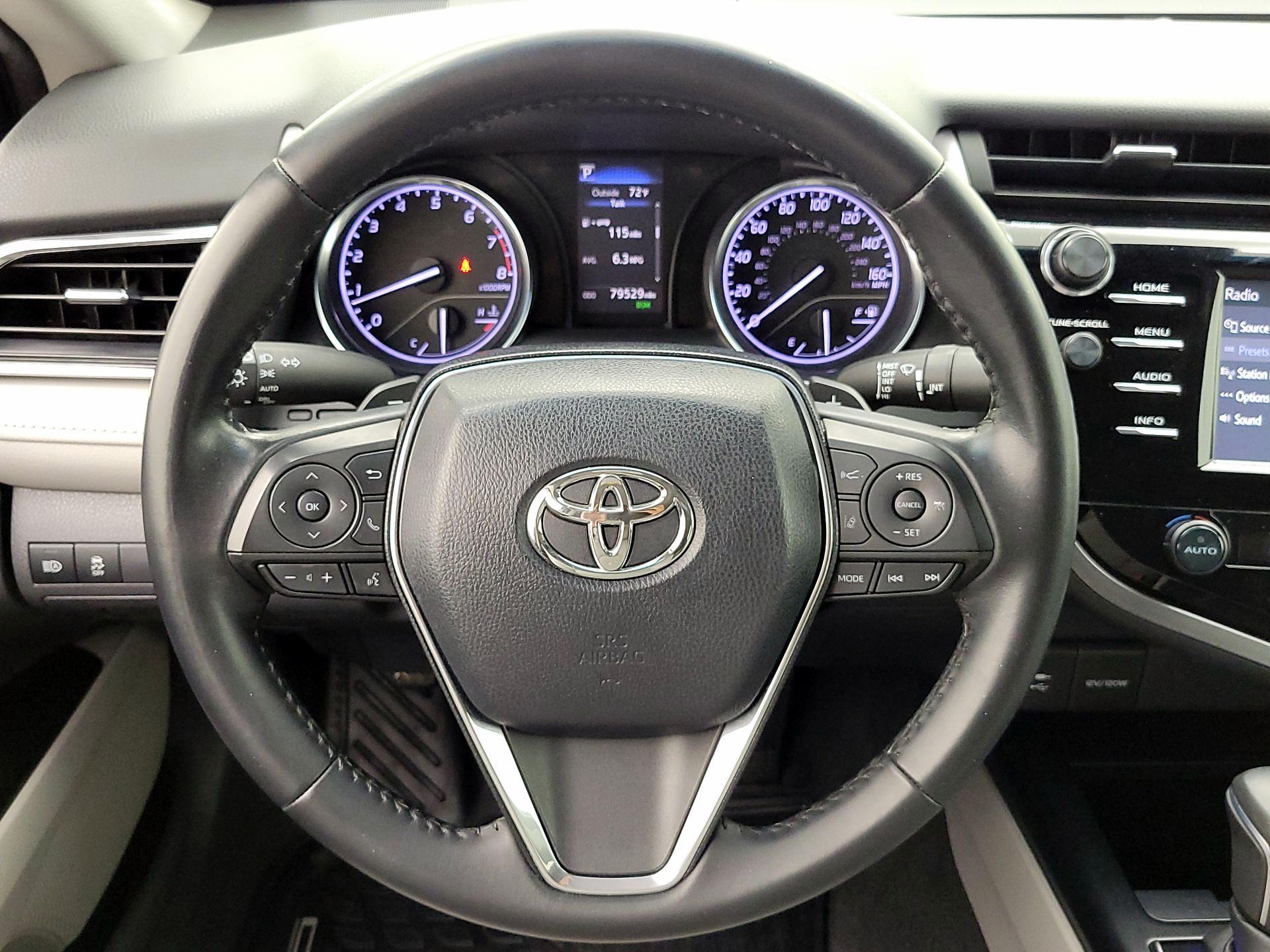 Thumbnail: 2018 Toyota Camry - 10