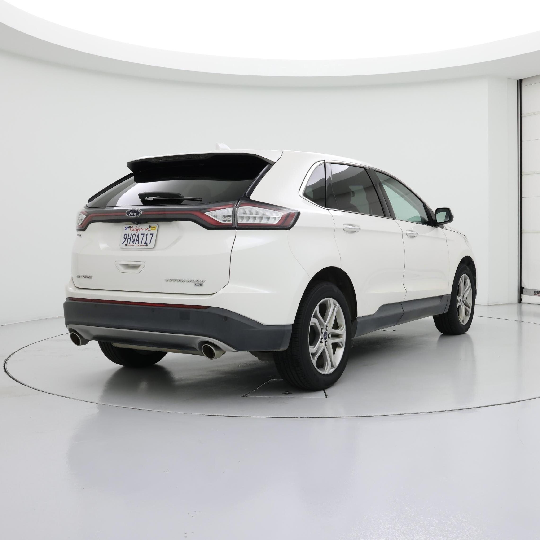 Thumbnail: 2016 Ford Edge - 8