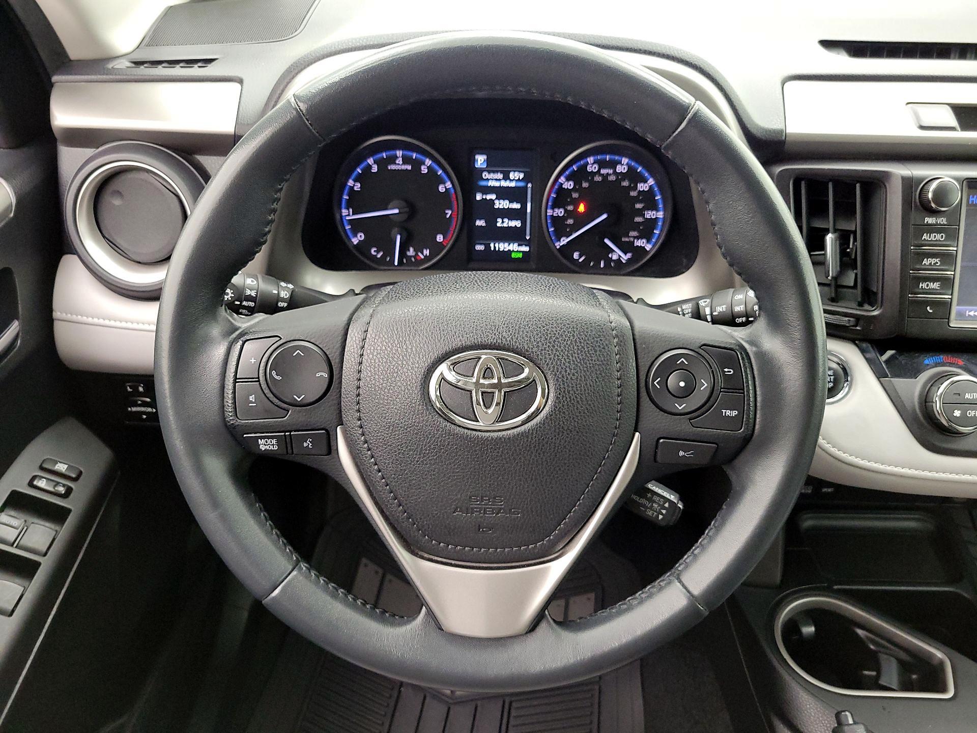 Thumbnail: 2017 Toyota RAV4 - 10