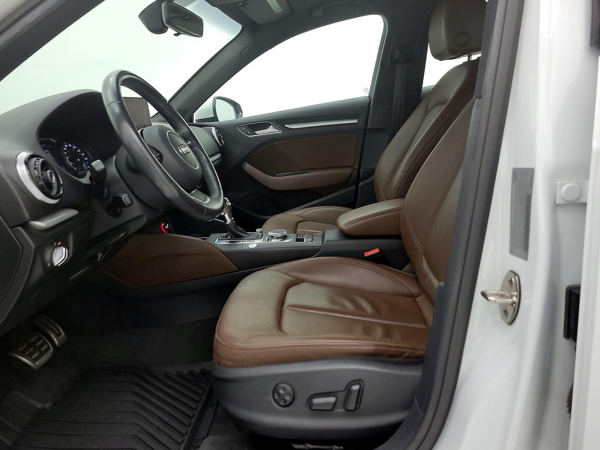 Thumbnail: 2016 Audi A3 - 11