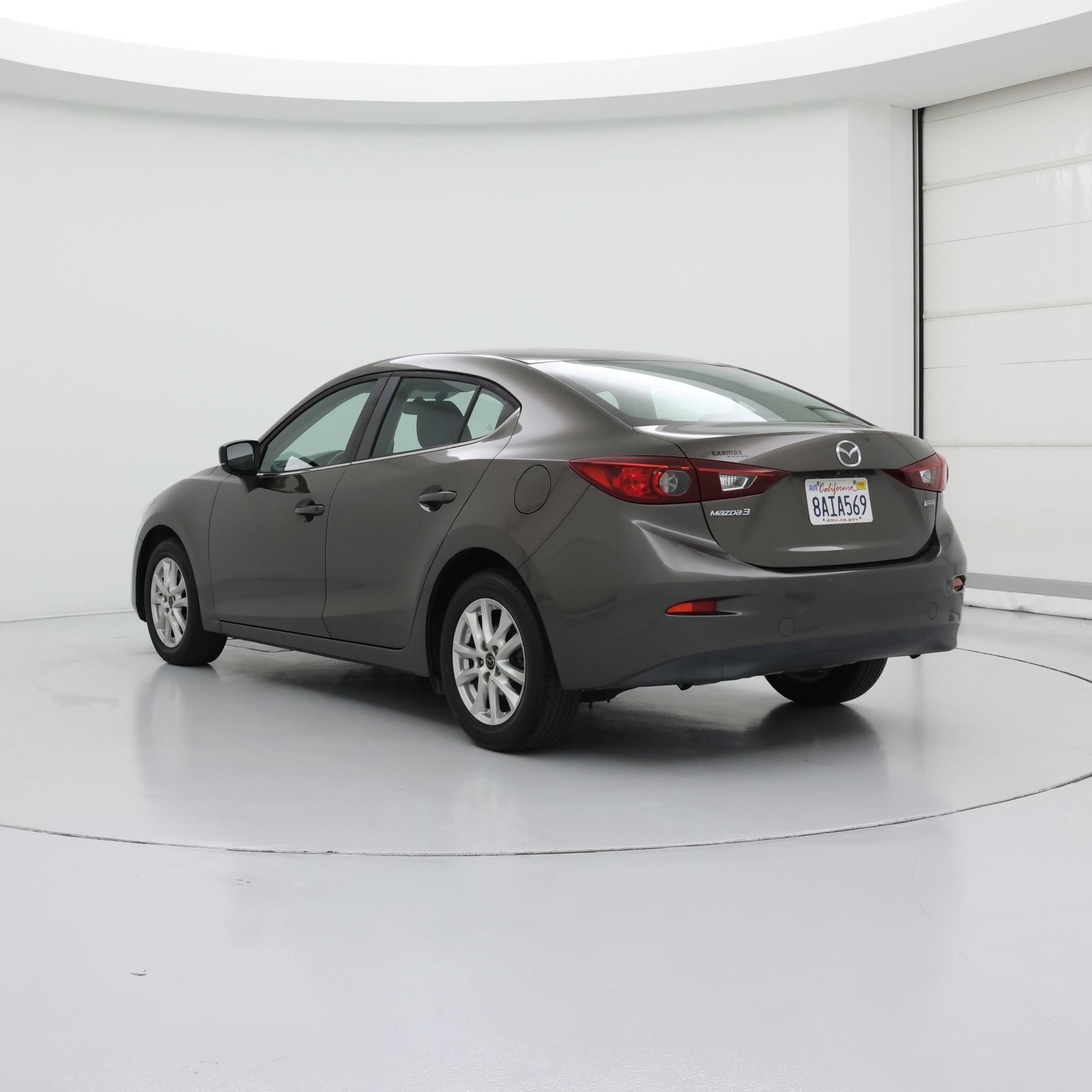Thumbnail: 2017 Mazda Mazda3 - 2