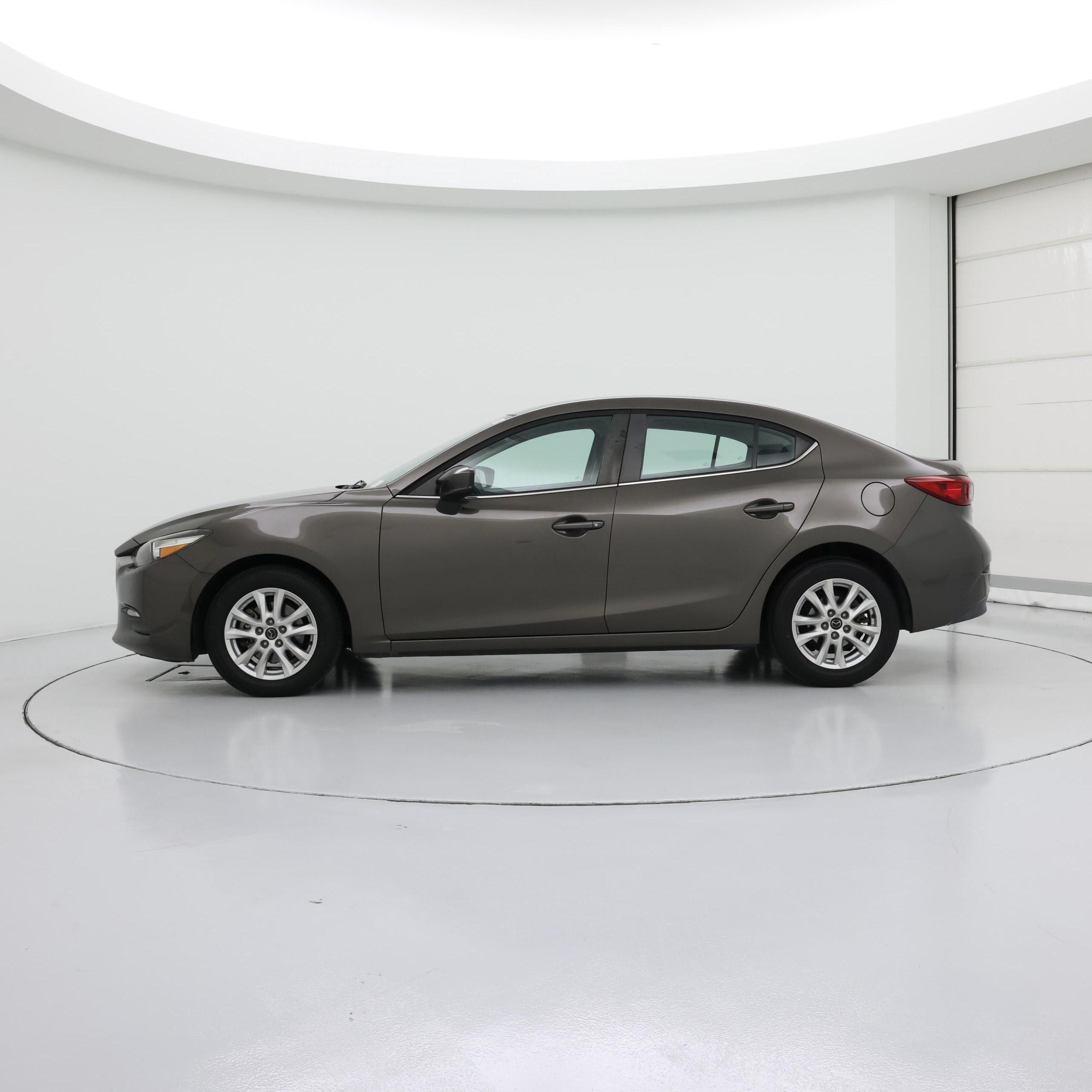 Thumbnail: 2017 Mazda Mazda3 - 3