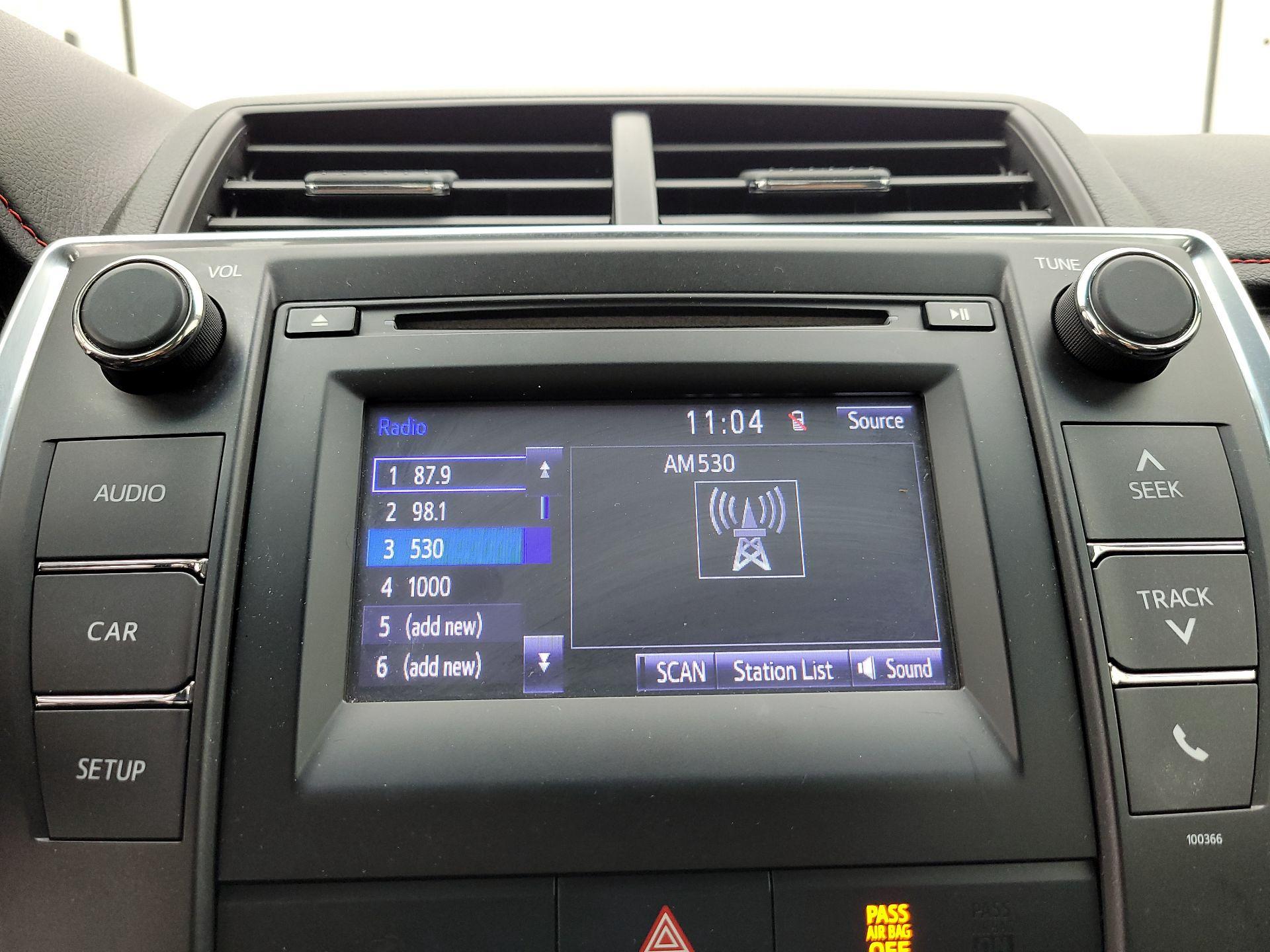 Thumbnail: 2015 Toyota Camry - 15