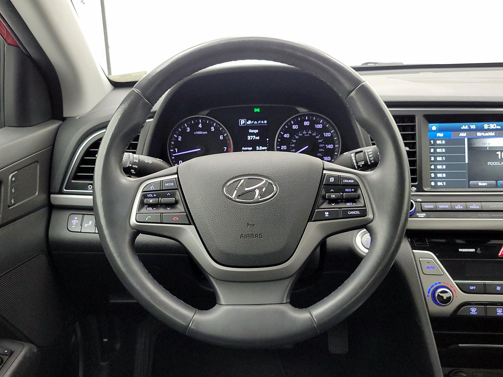 Thumbnail: 2017 Hyundai Elantra - 10