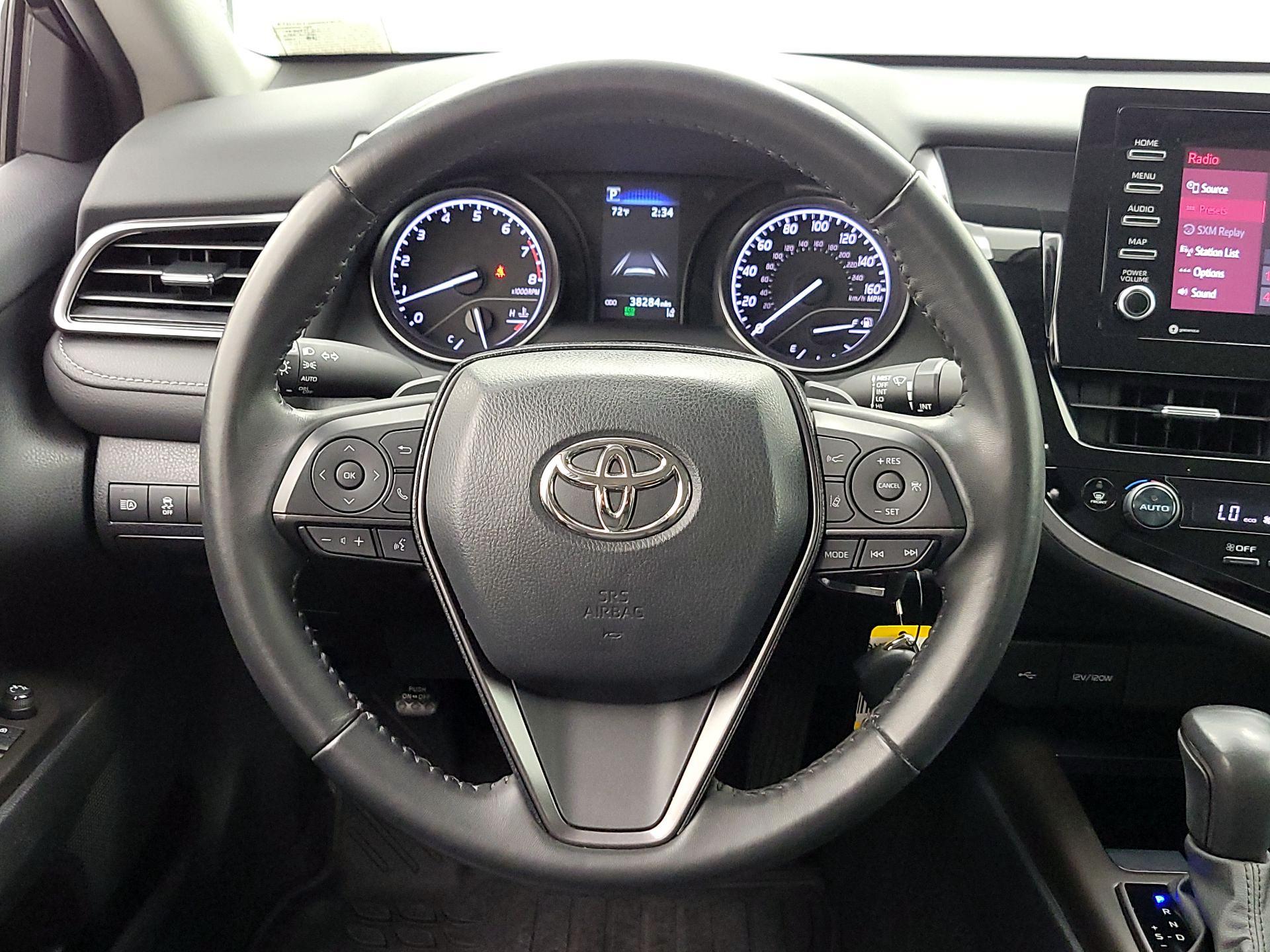 Thumbnail: 2023 Toyota Camry - 10