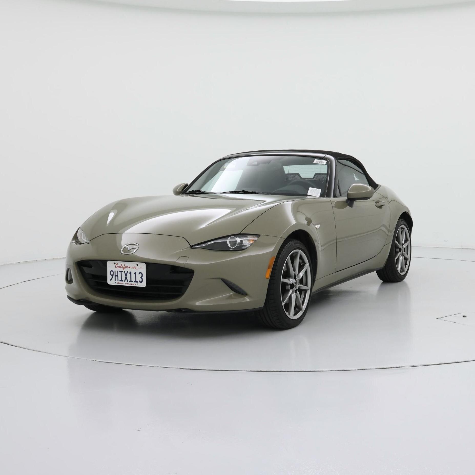 Thumbnail: 2023 Mazda MX-5 Miata - 4