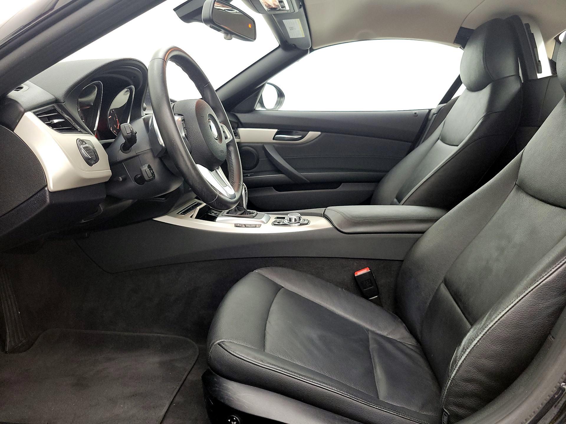 Thumbnail: 2015 BMW Z4 - 11