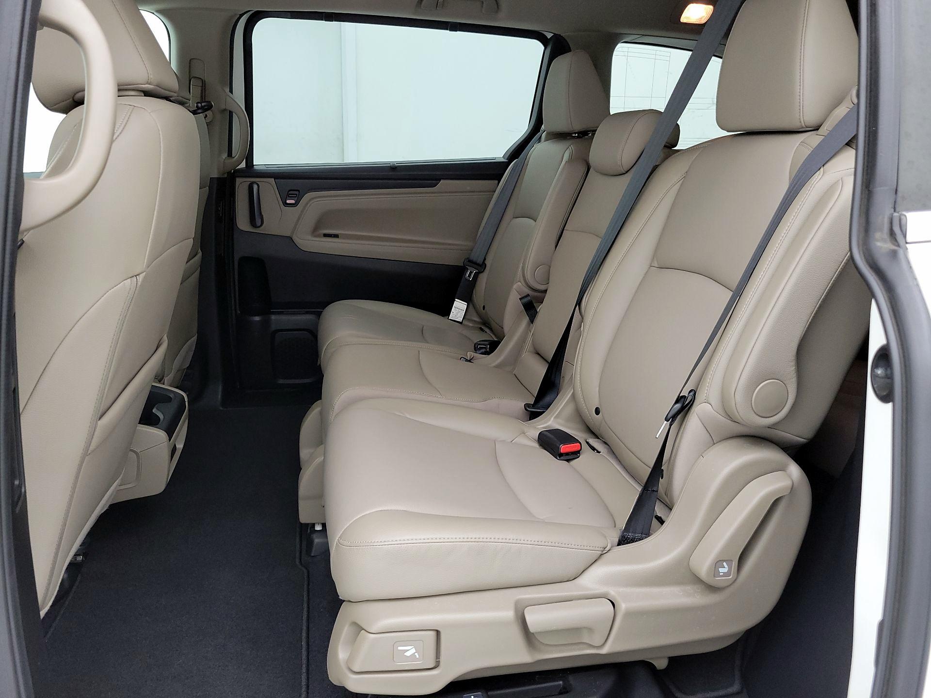 Thumbnail: 2018 Honda Odyssey - 19