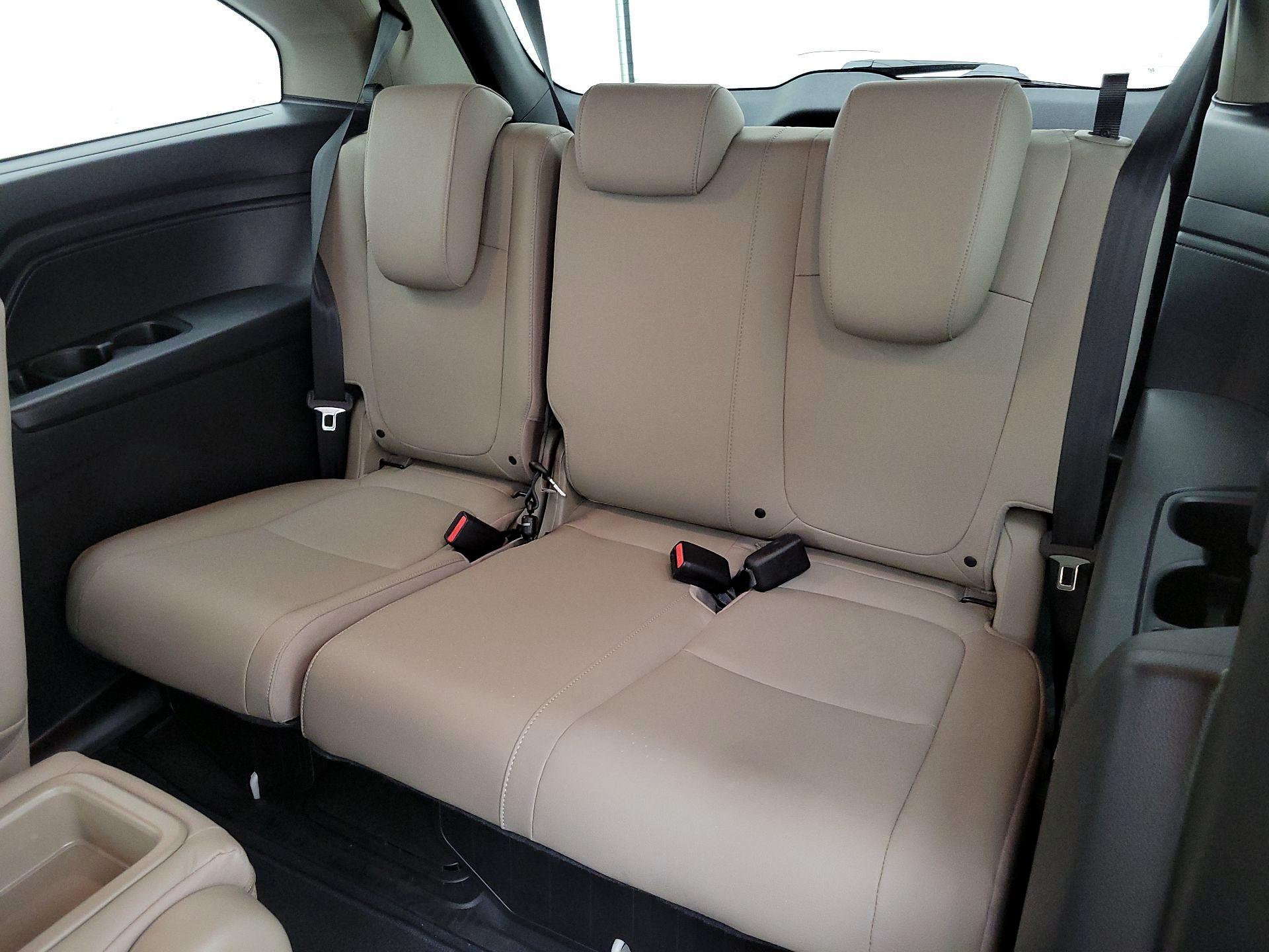 Thumbnail: 2018 Honda Odyssey - 20