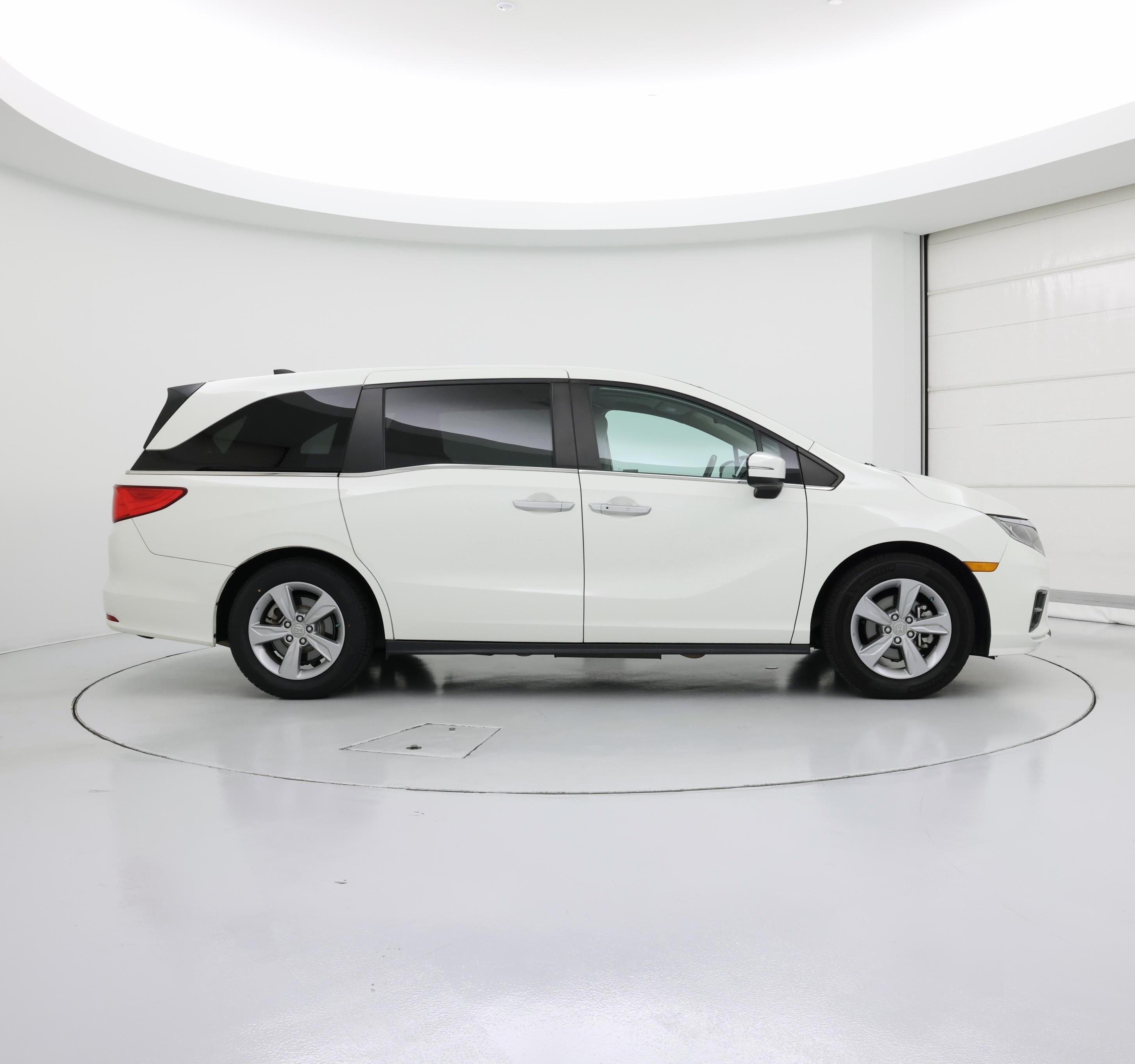 Thumbnail: 2018 Honda Odyssey - 7