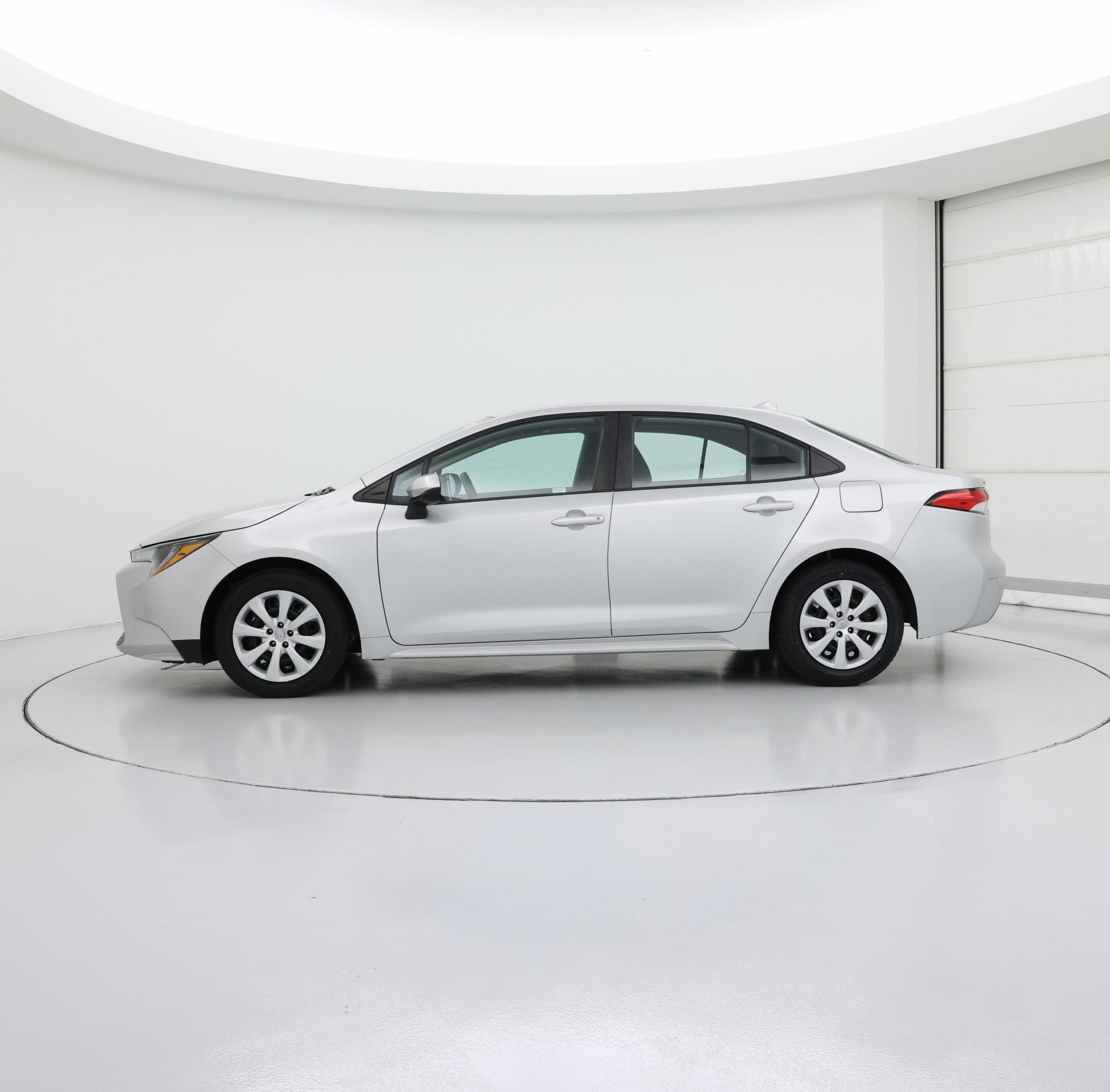 Thumbnail: 2020 Toyota Corolla - 3