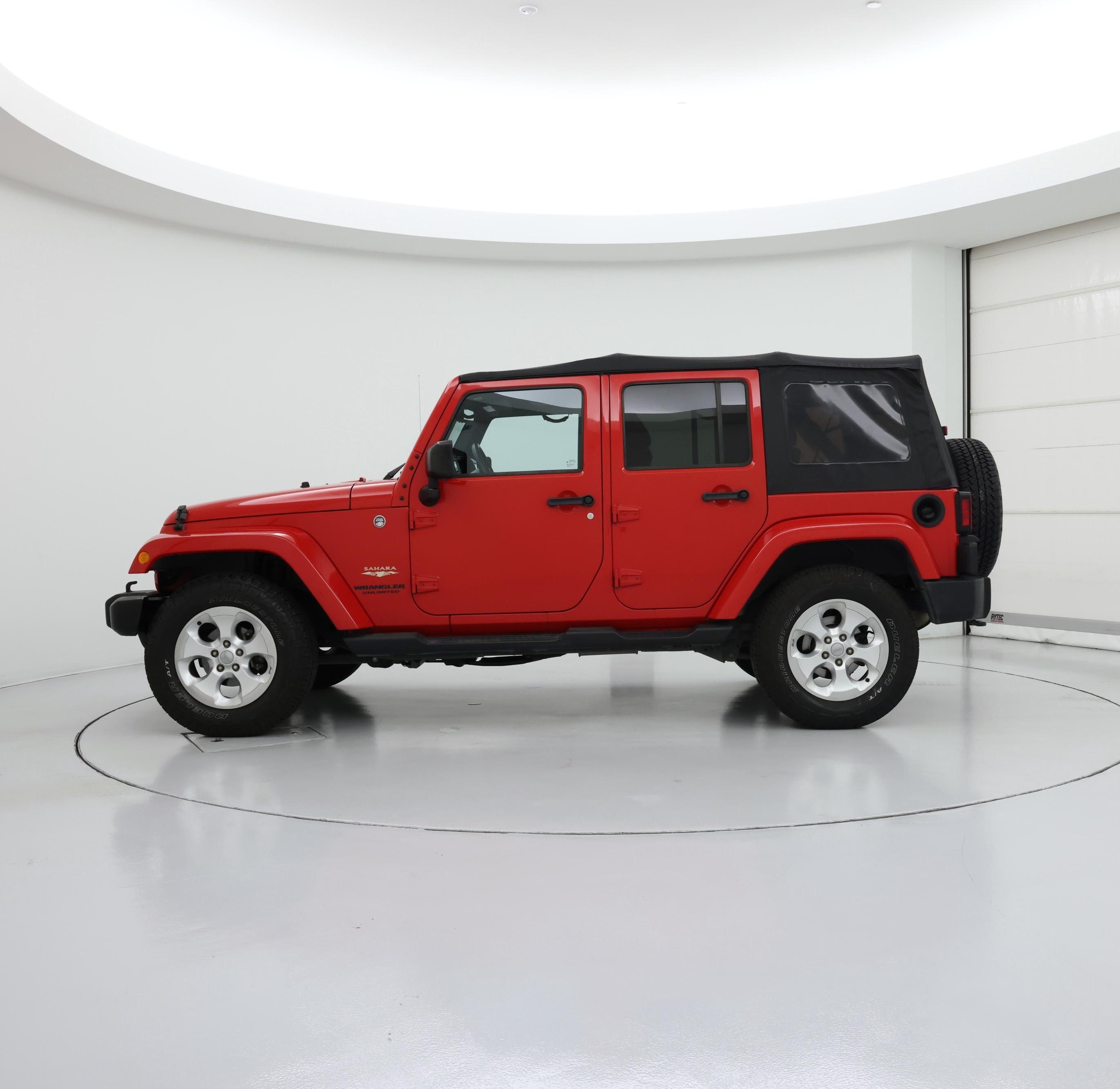 Thumbnail: 2015 Jeep Wrangler - 3