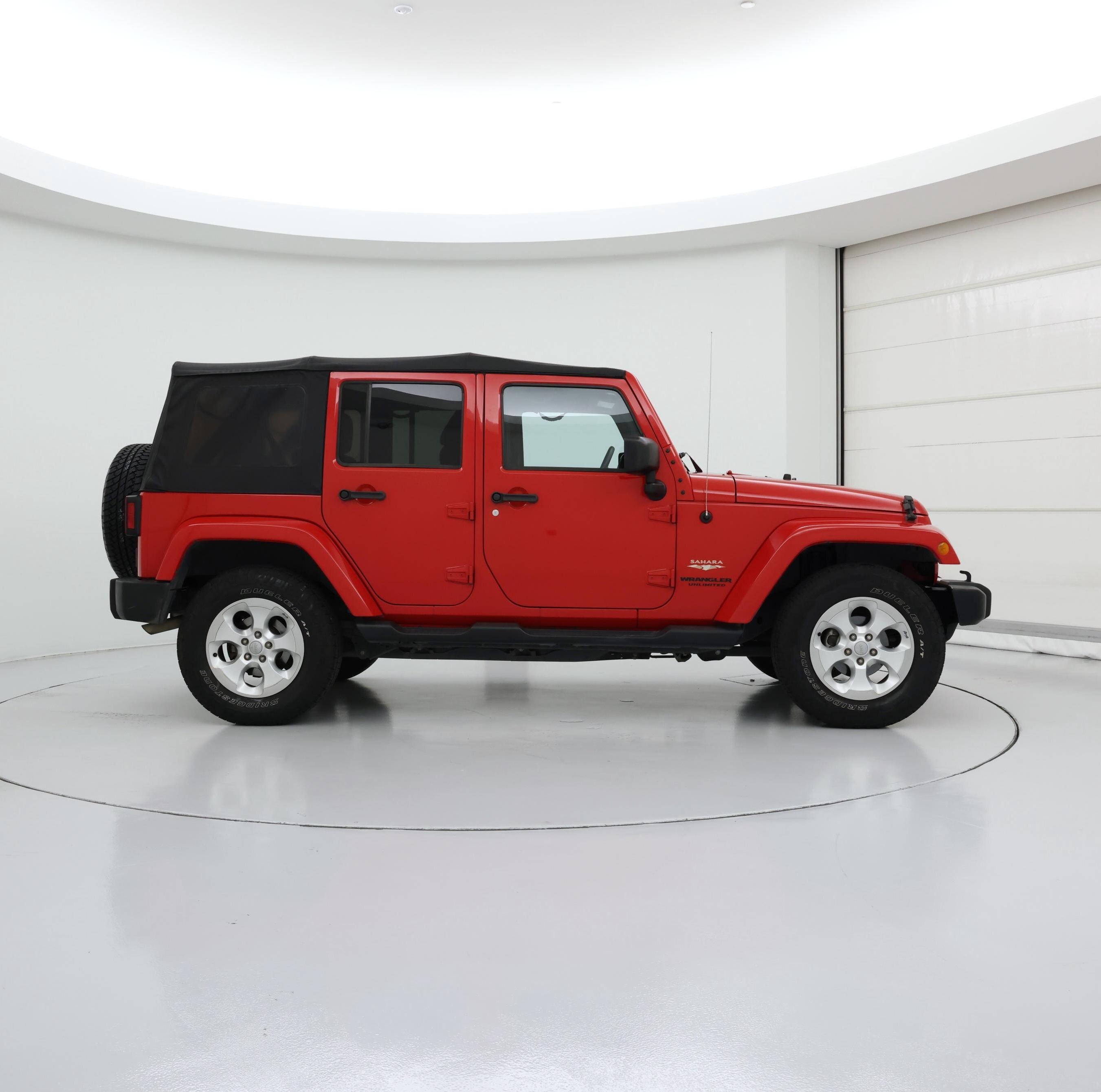 Thumbnail: 2015 Jeep Wrangler - 7