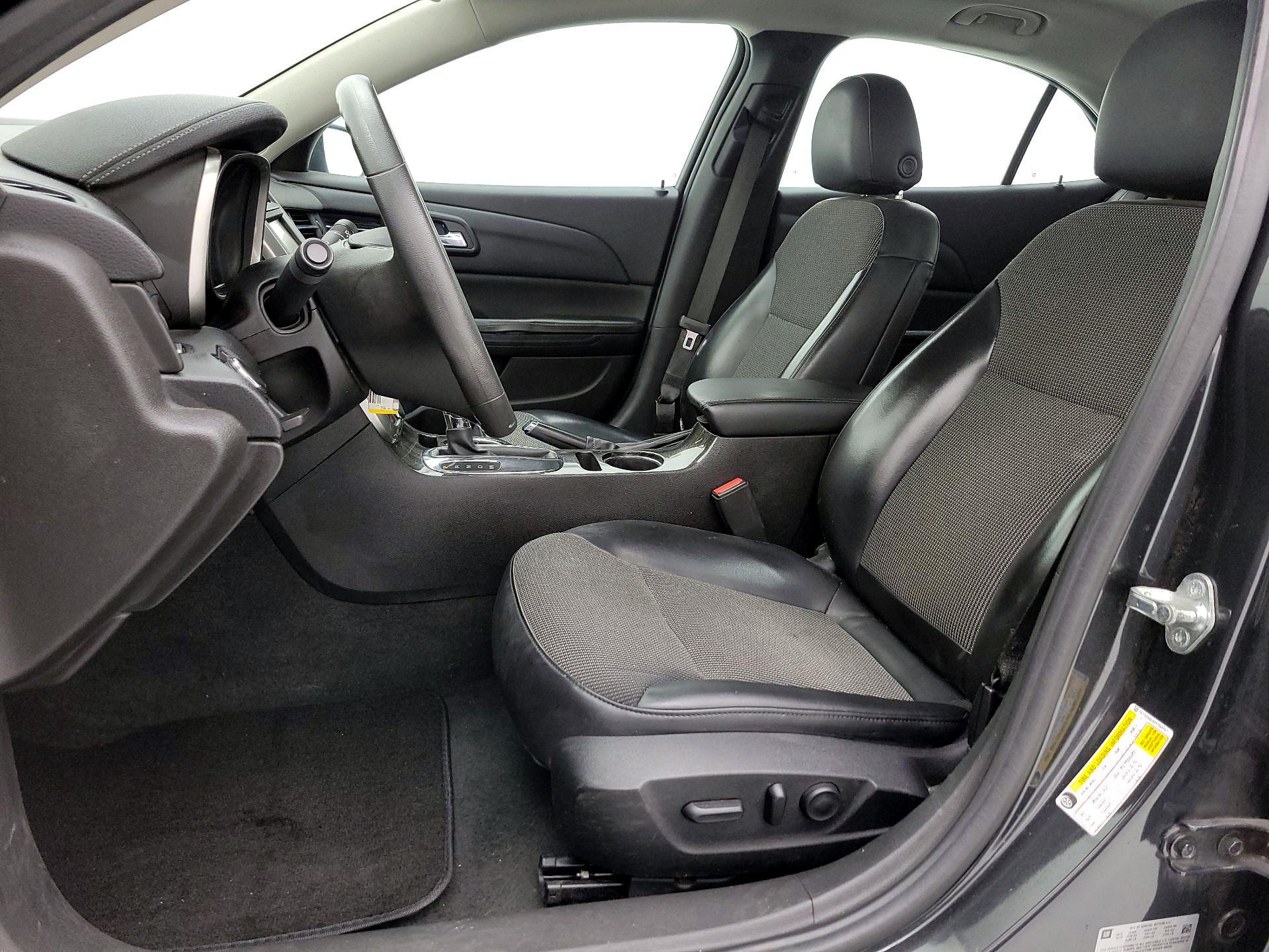 Thumbnail: 2014 Chevrolet Malibu - 11