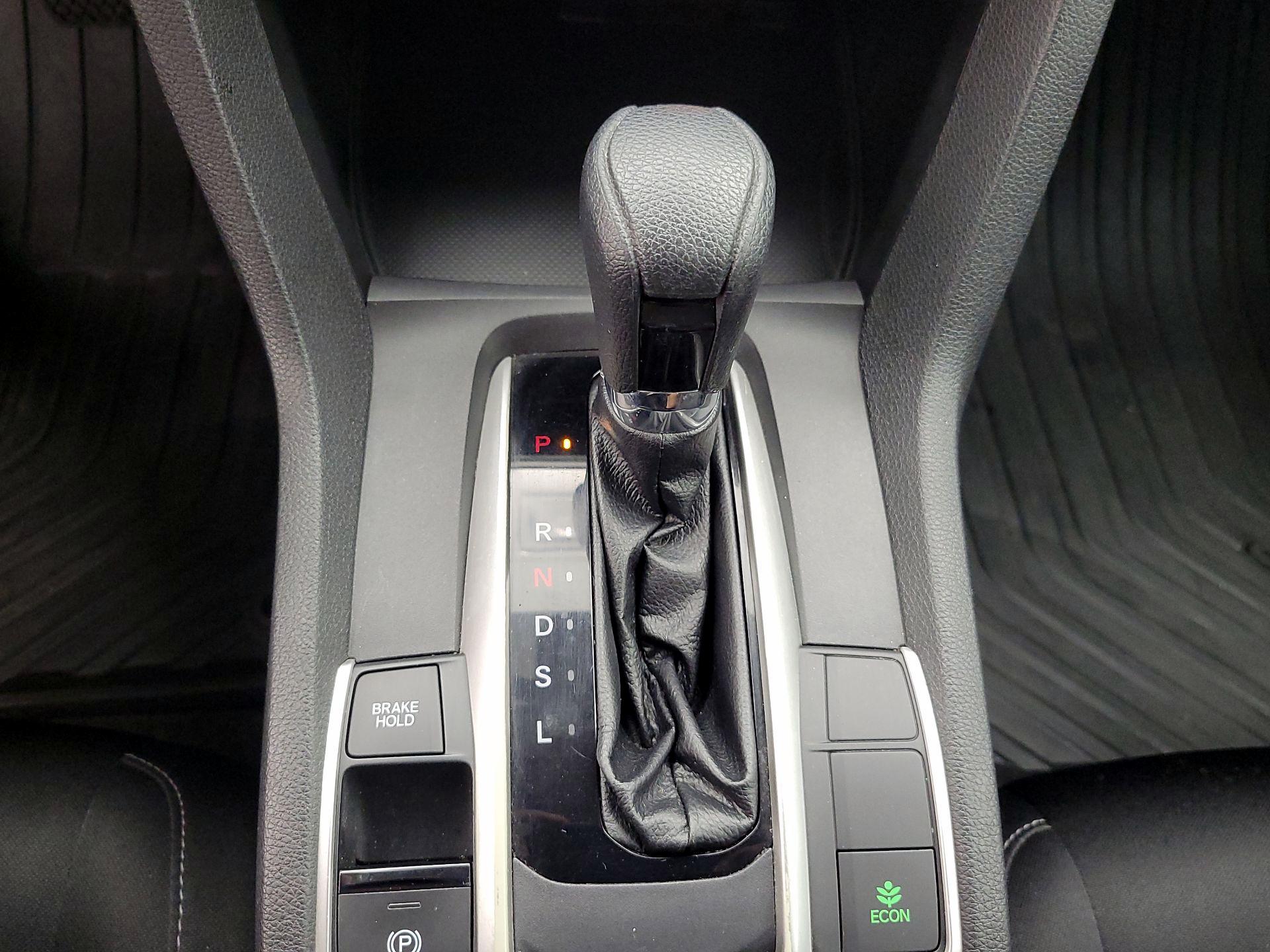 Thumbnail: 2019 Honda Civic - 17