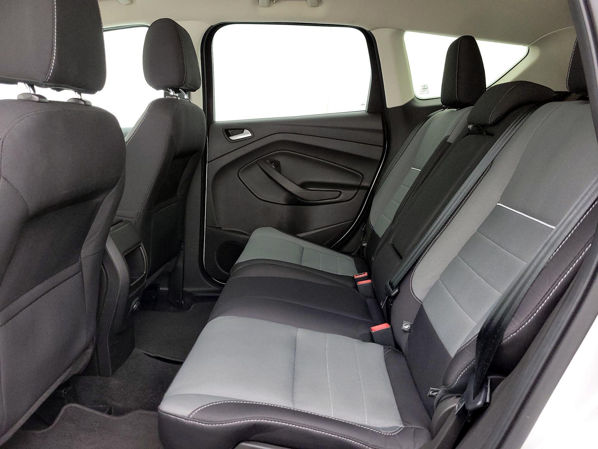 Thumbnail: 2015 Ford Escape - 19