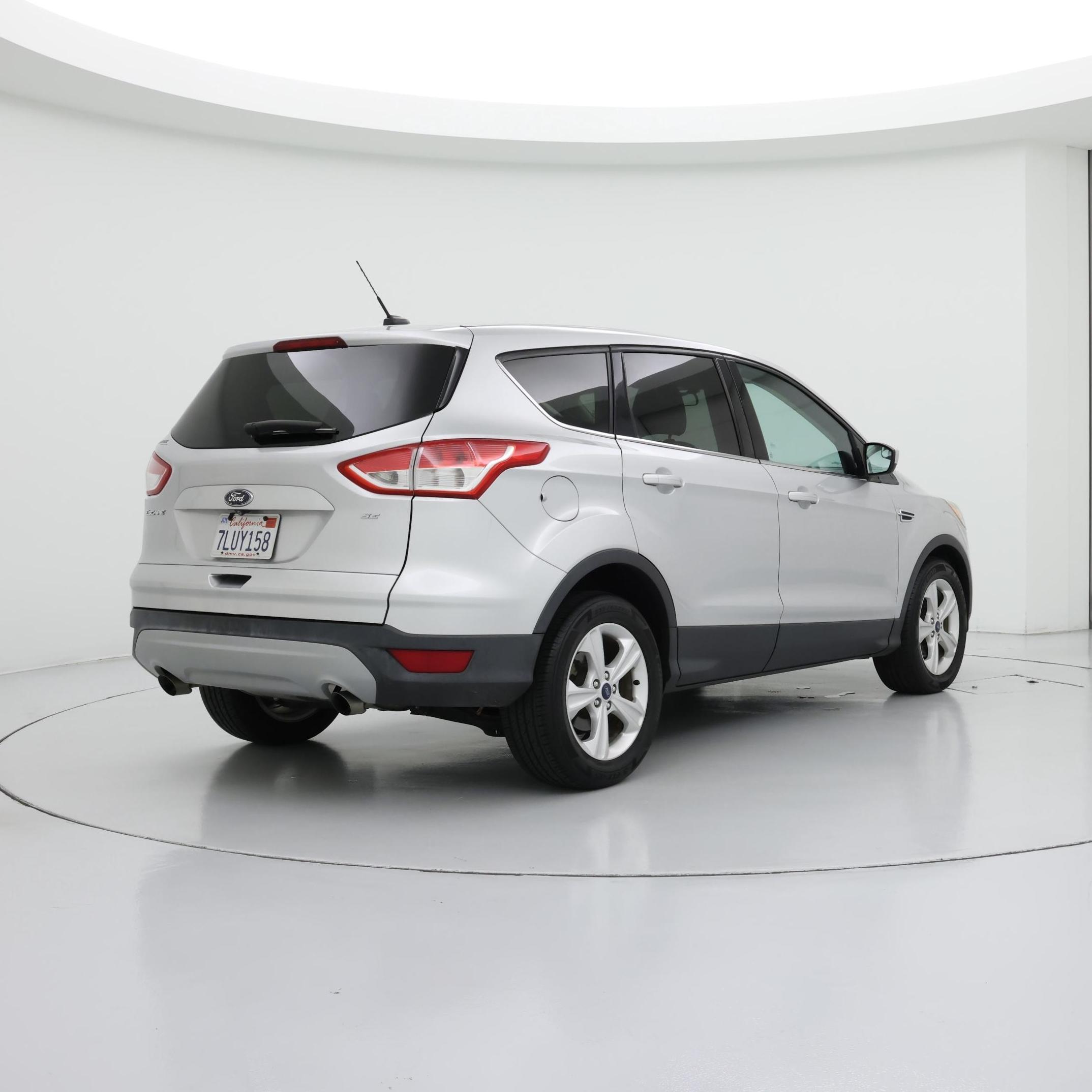 Thumbnail: 2015 Ford Escape - 8