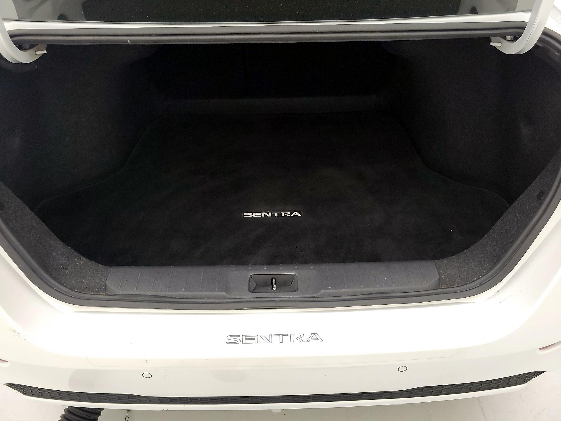 Thumbnail: 2021 Nissan Sentra - 20