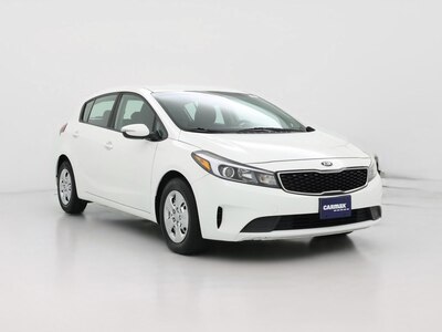 White 2018 Kia Forte5 LX
