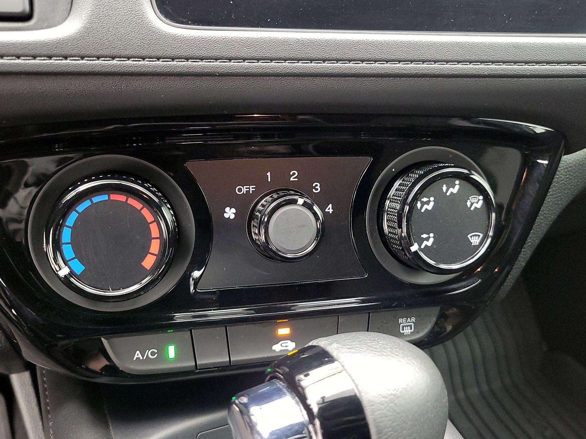Thumbnail: 2019 Honda HR-V - 16